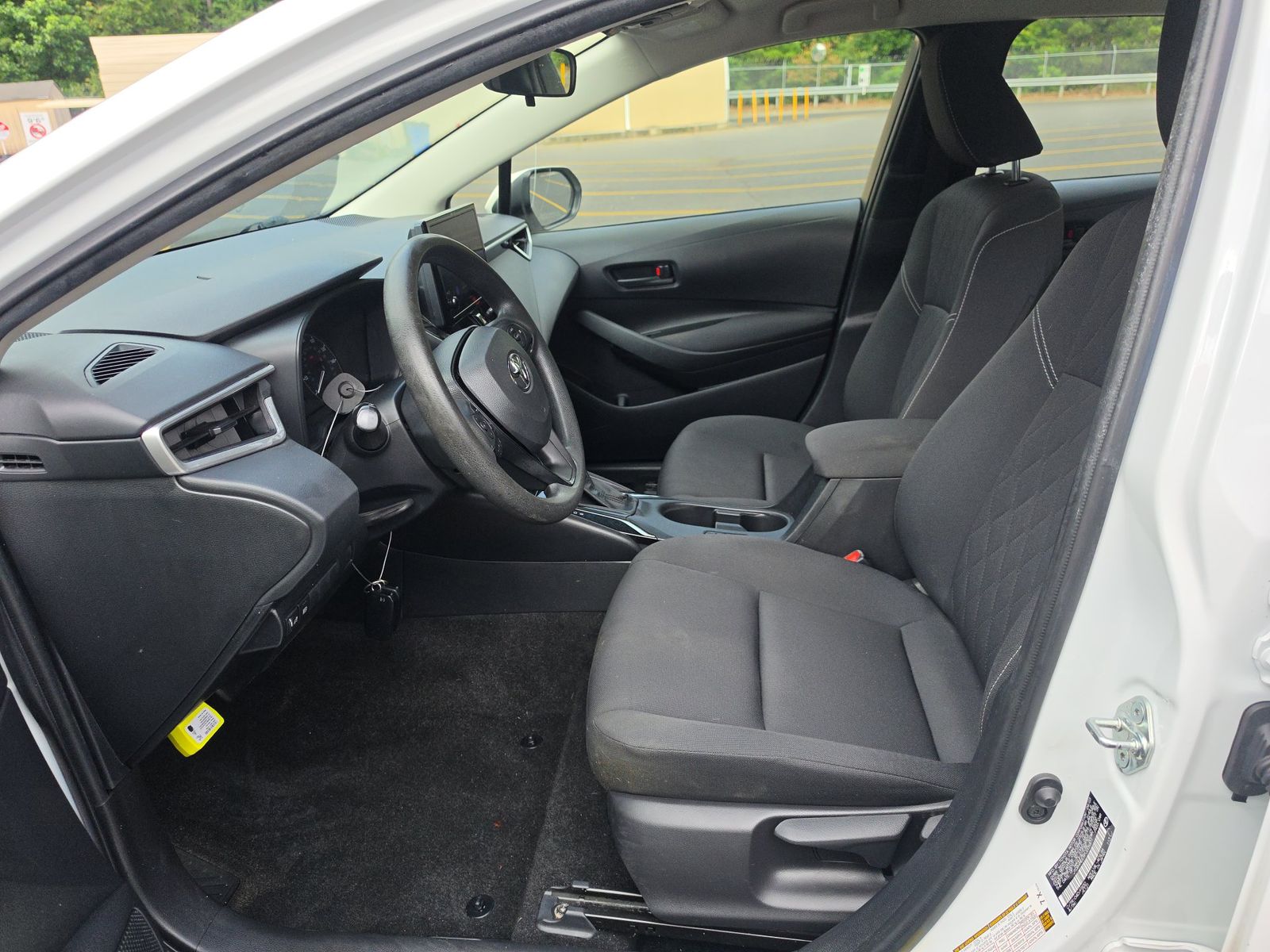 2023 Toyota Corolla LE FWD