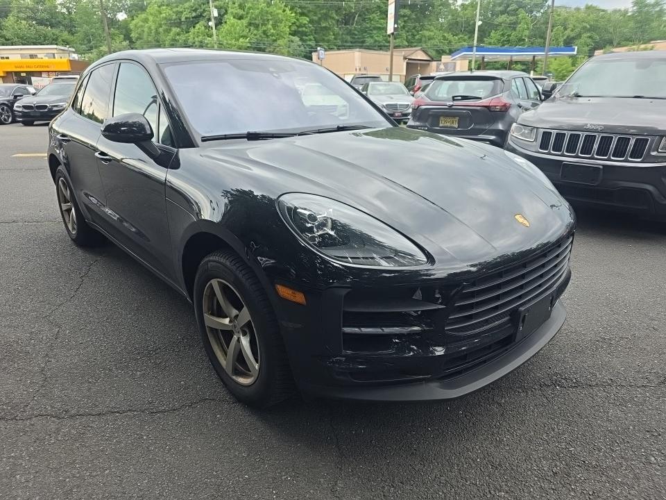 2020 Porsche Macan Base AWD