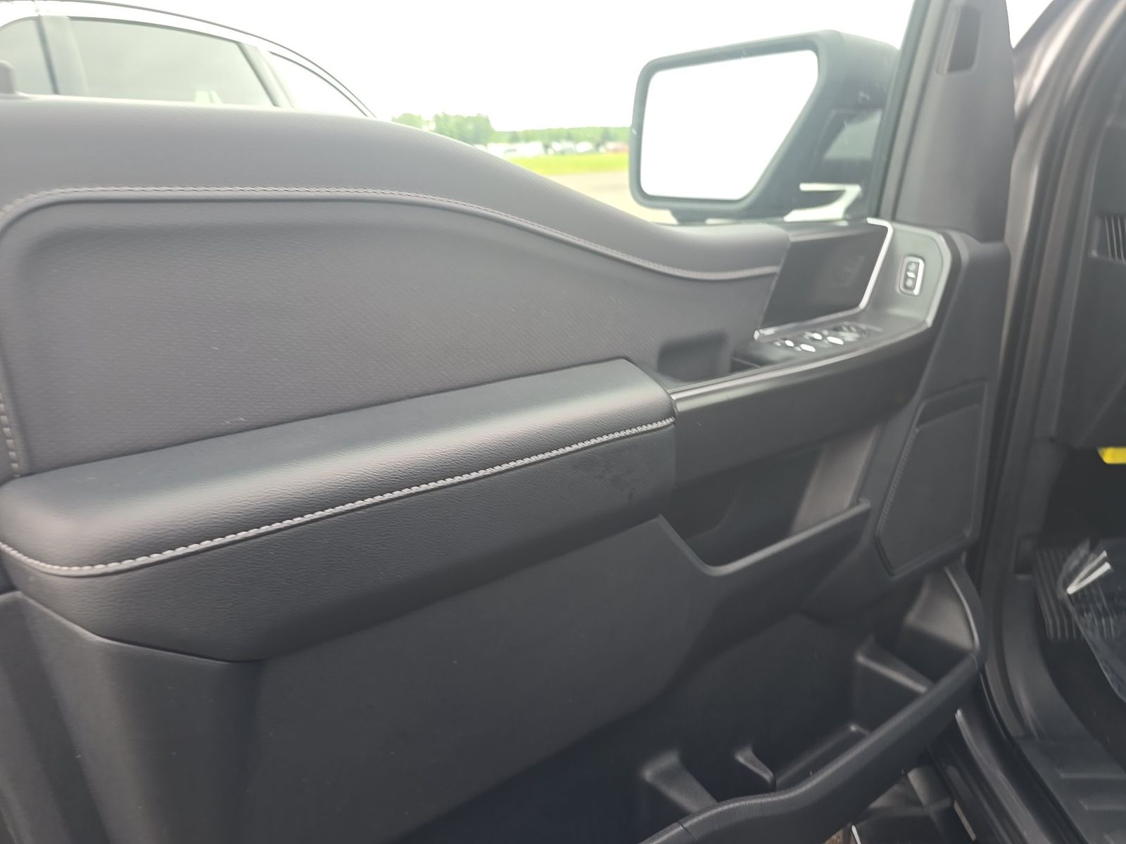 2024 Ford F-150 Hybrid XLT AWD
