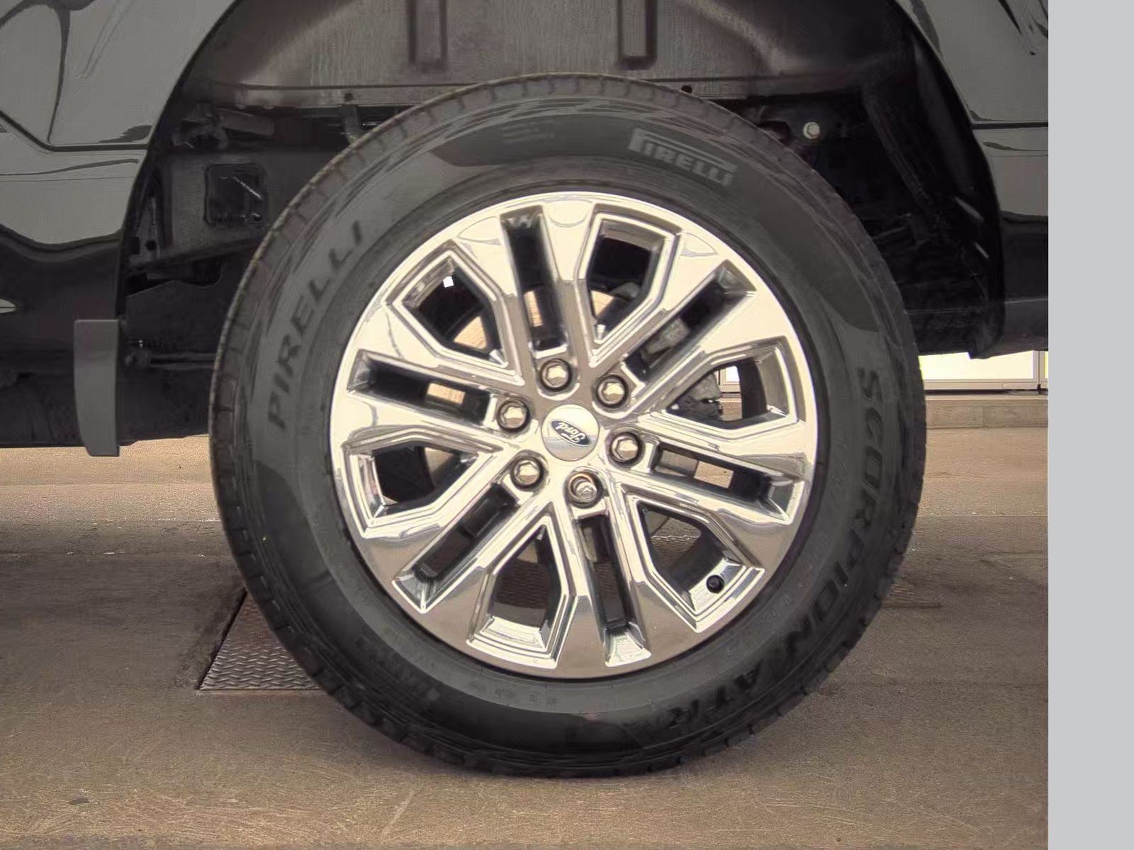 2024 Ford F-150 Hybrid XLT AWD