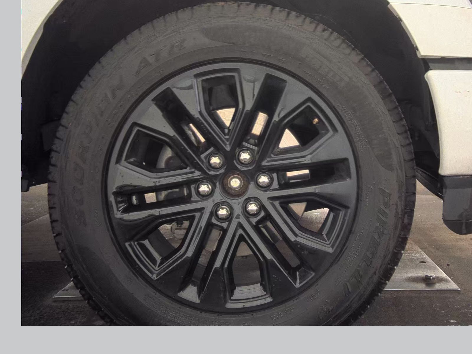 2025 Ford F-150 XLT AWD