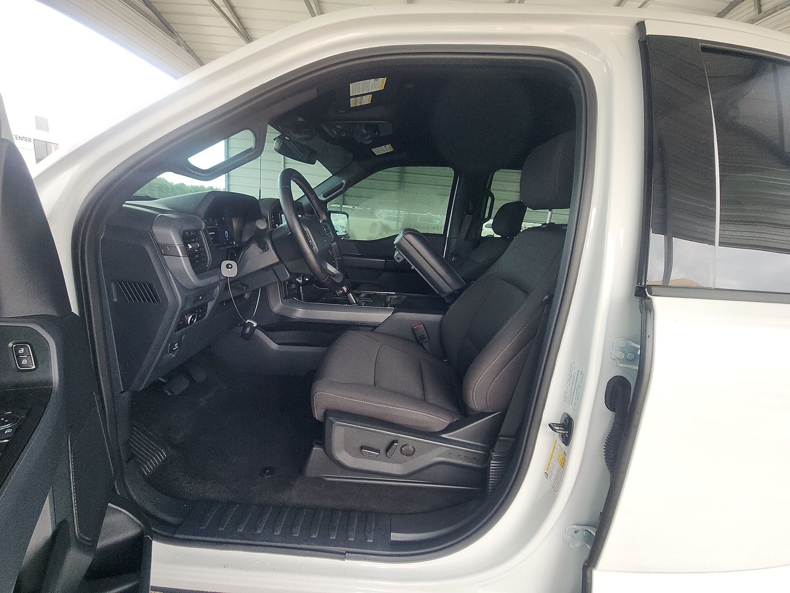 2025 Ford F-150 XLT AWD