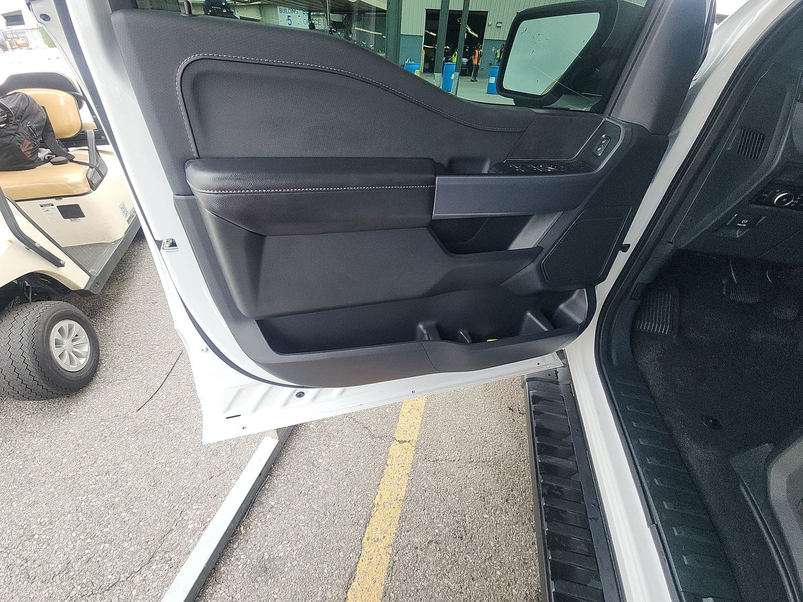 2025 Ford F-150 XLT AWD
