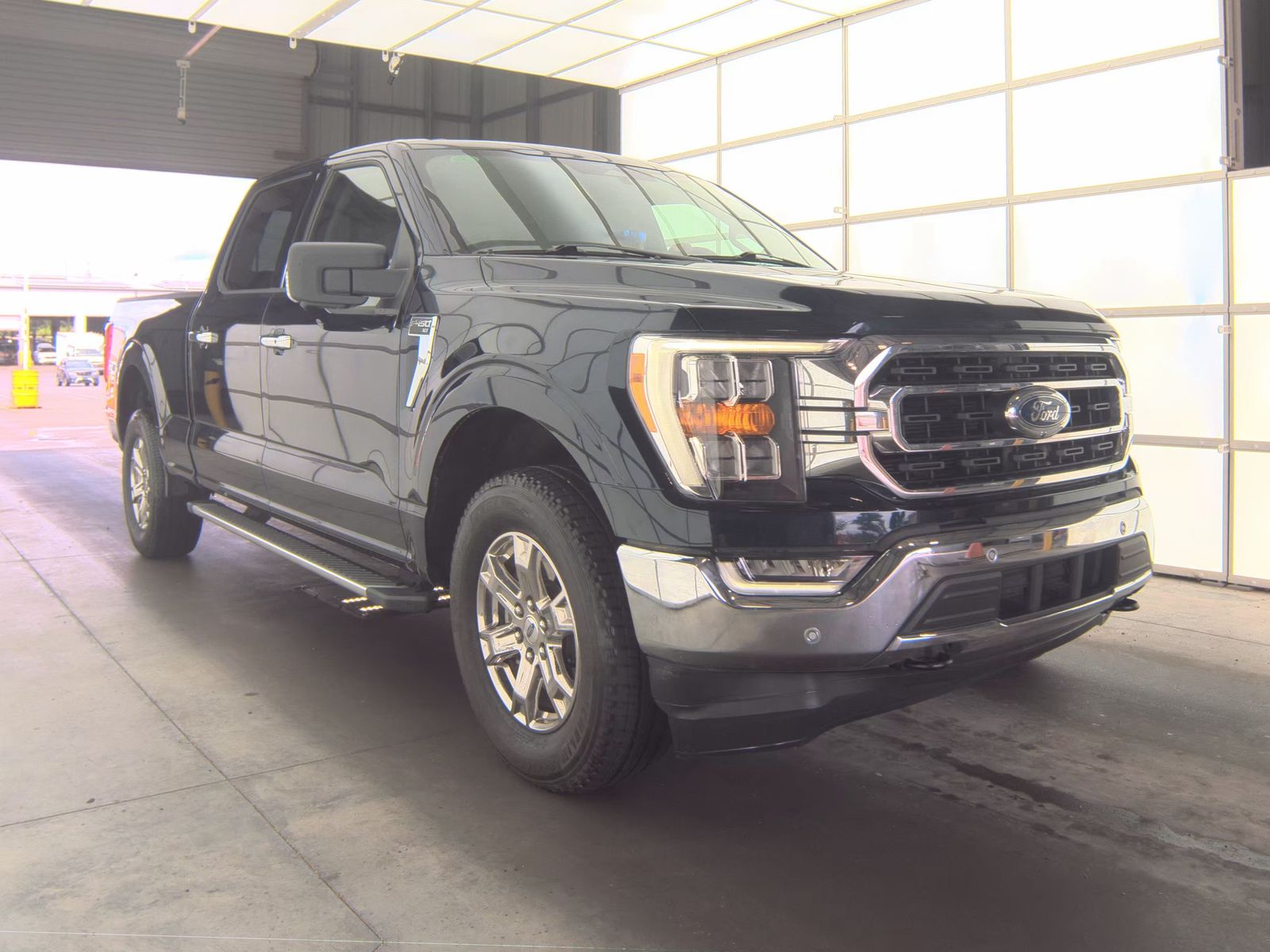 2023 Ford F-150 XLT AWD