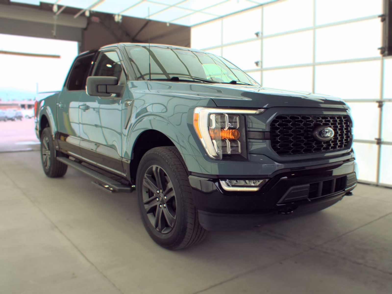 2023 Ford F-150 XLT AWD