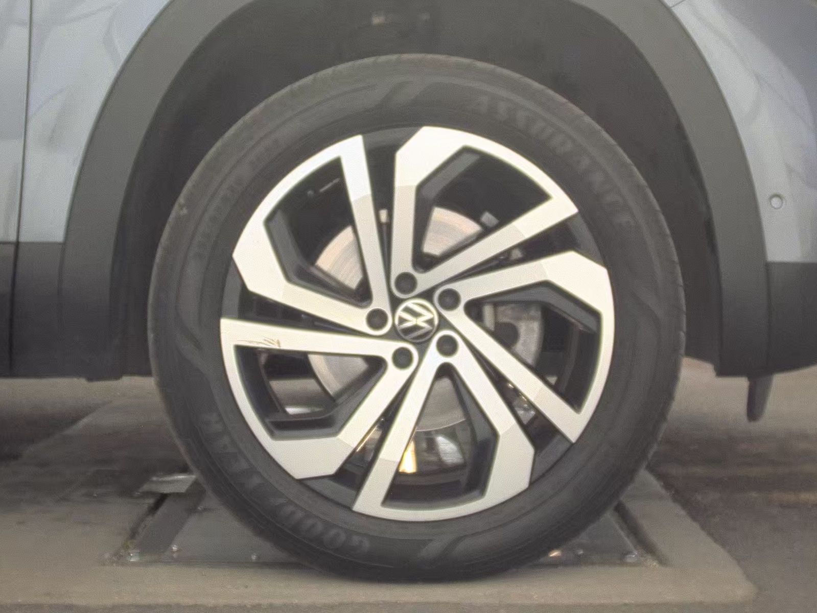 2021 Volkswagen Atlas 3.6L SEL Premium AWD