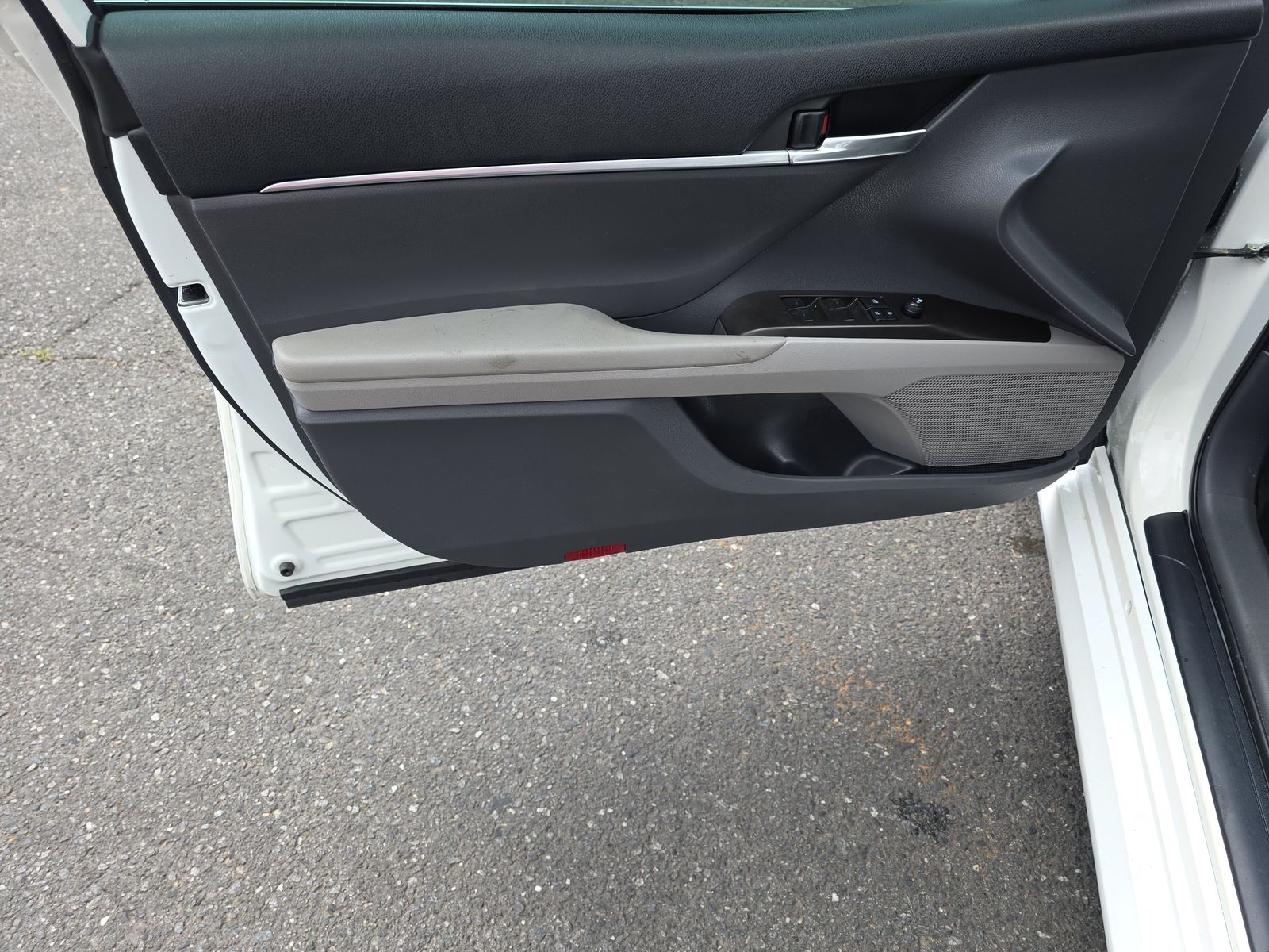 2022 Toyota Camry LE FWD