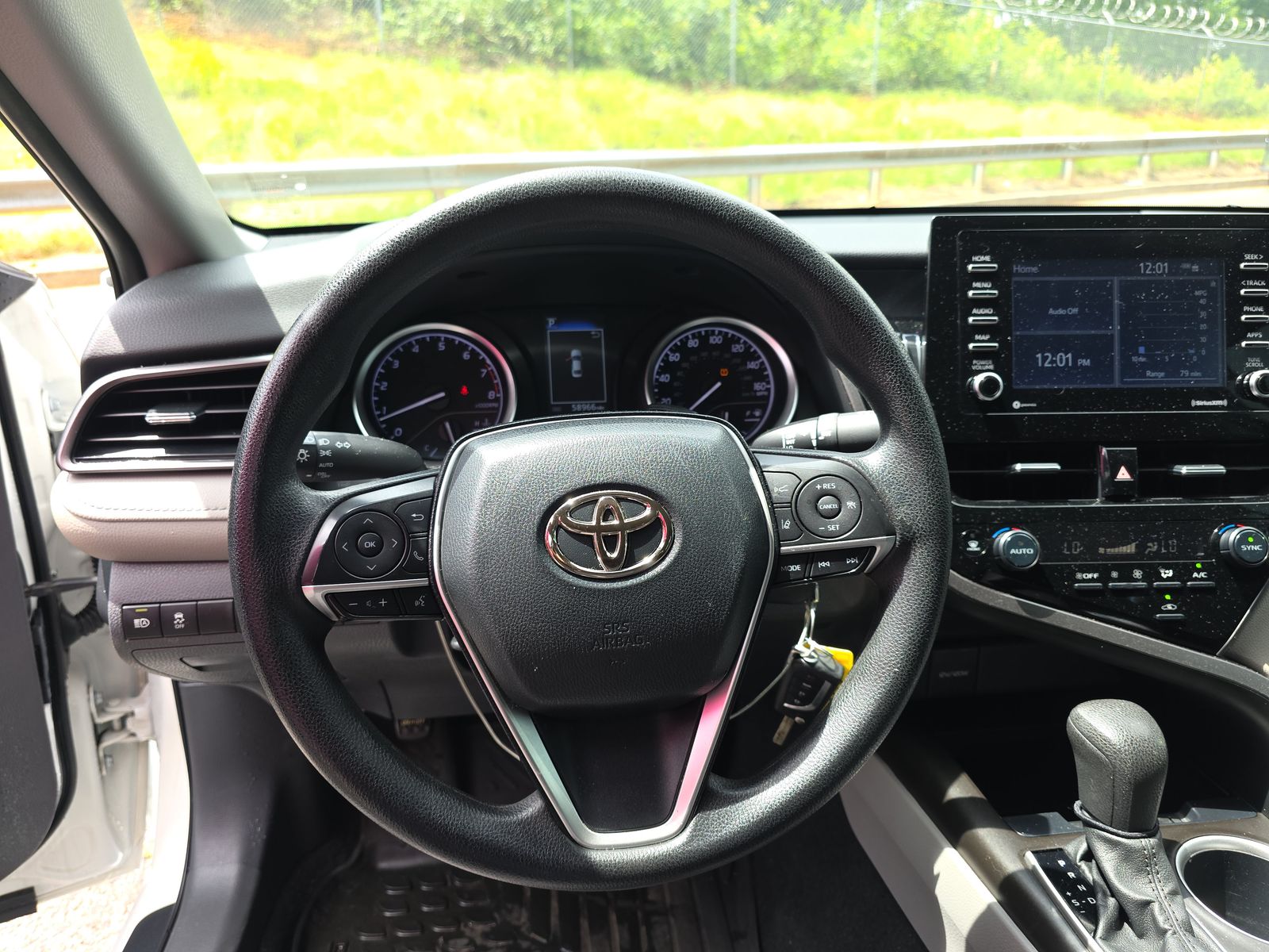 2022 Toyota Camry LE FWD