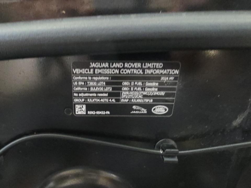 2024 Land Rover Range Rover SE AWD