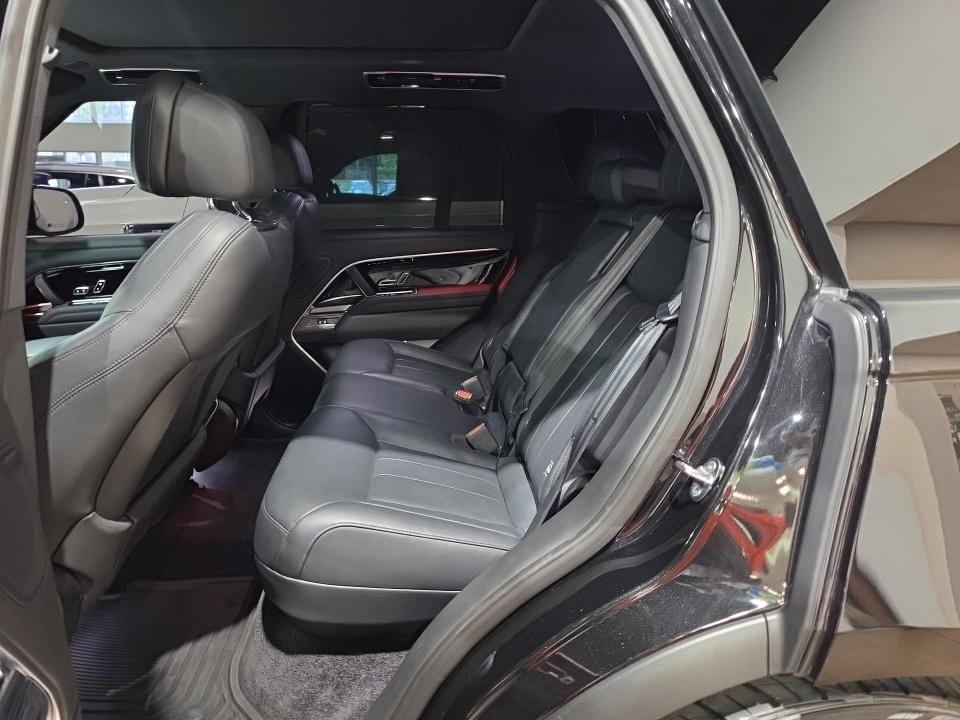 2024 Land Rover Range Rover SE AWD