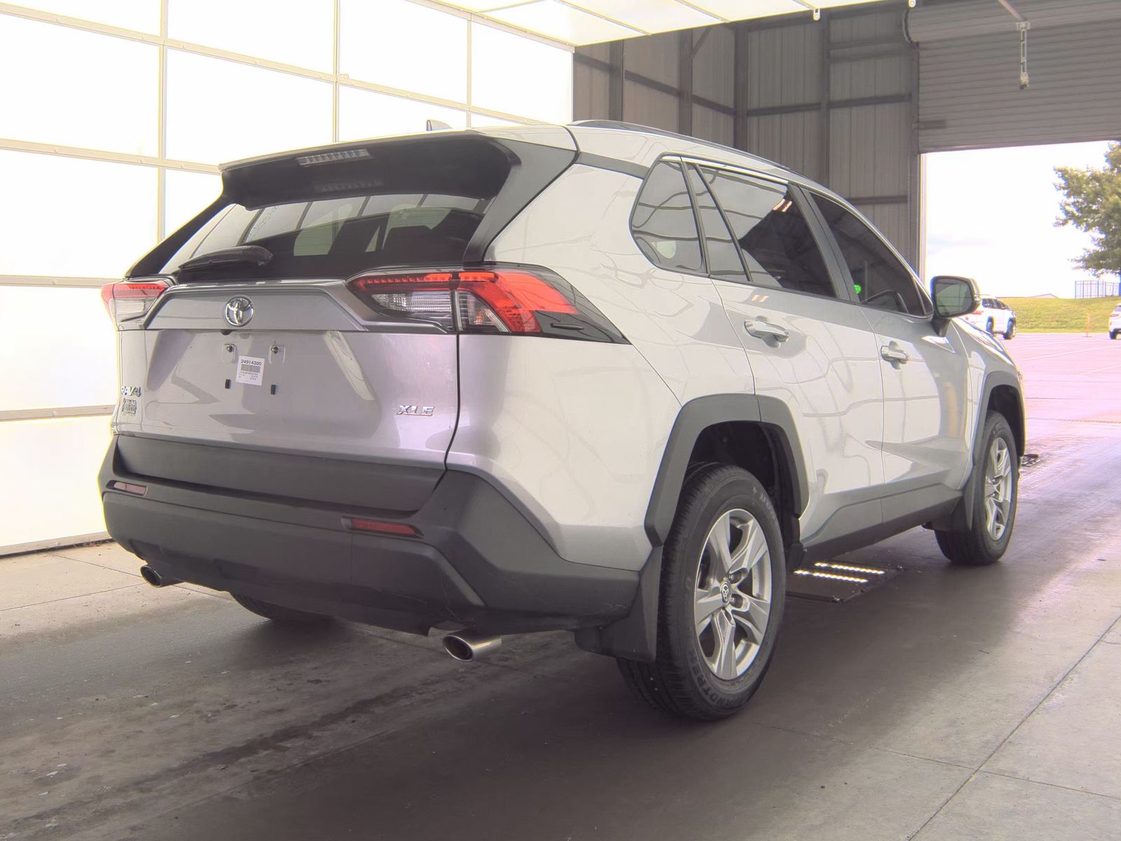 2024 Toyota RAV4 XLE FWD