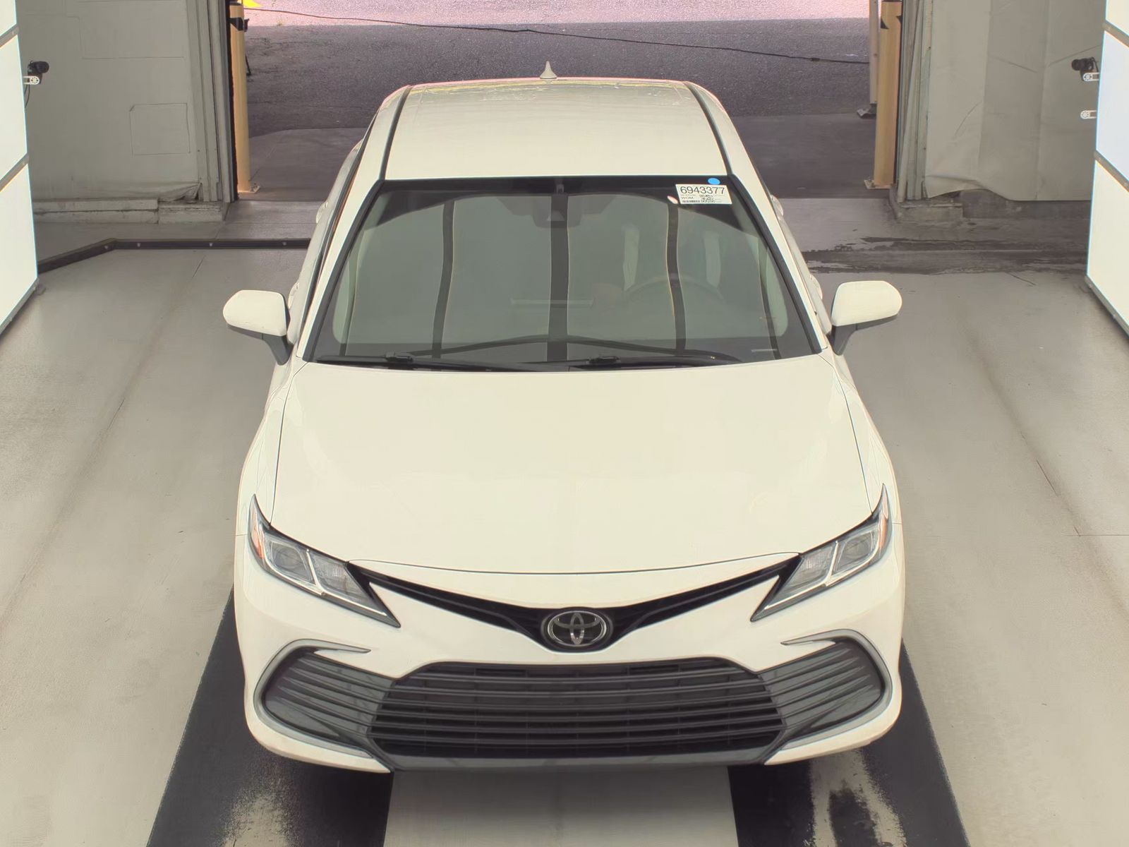 2022 Toyota Camry LE FWD