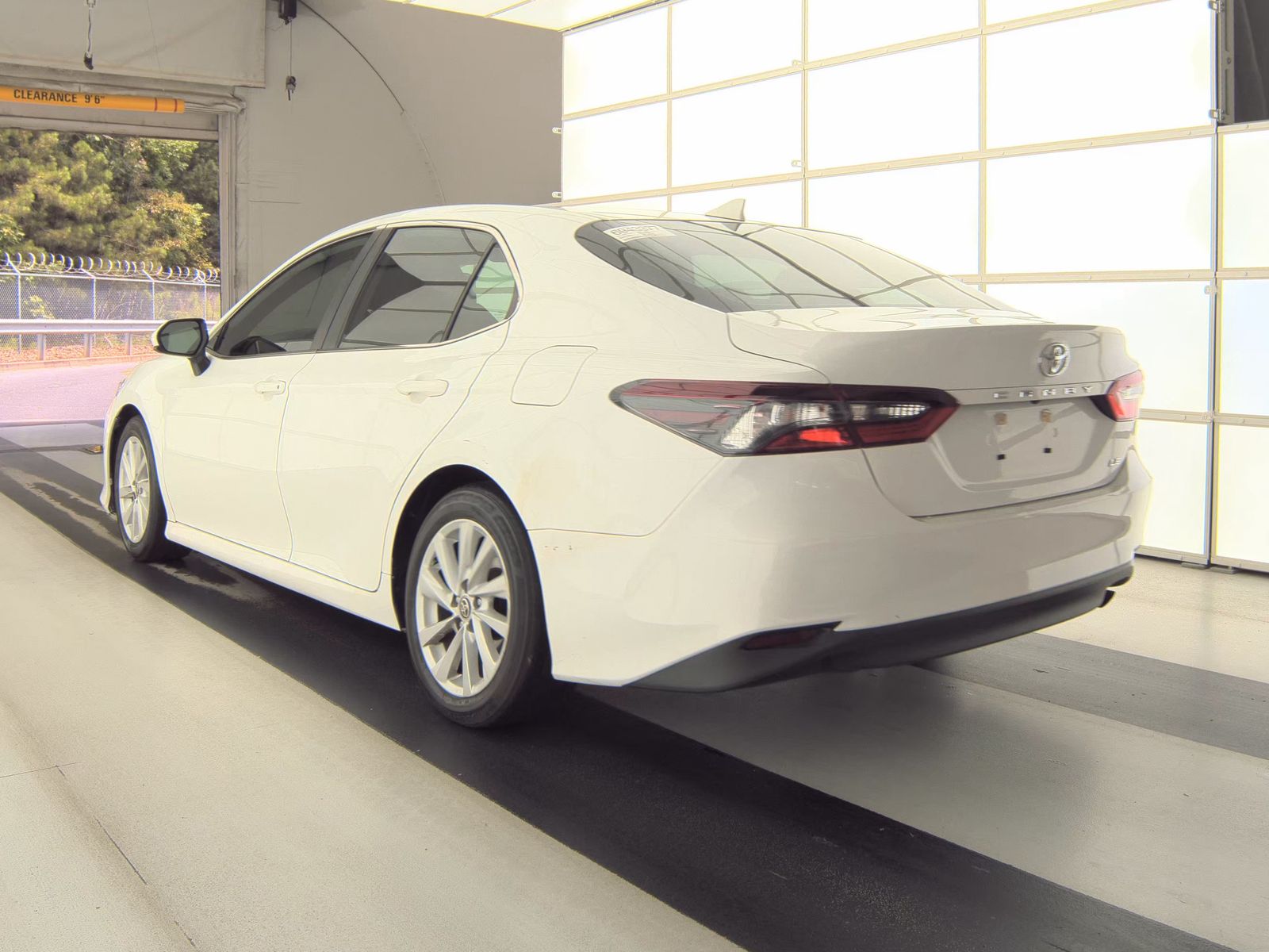 2022 Toyota Camry LE FWD