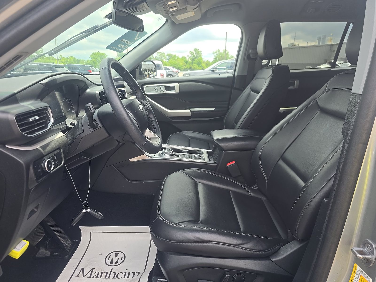 2024 Ford Explorer XLT AWD