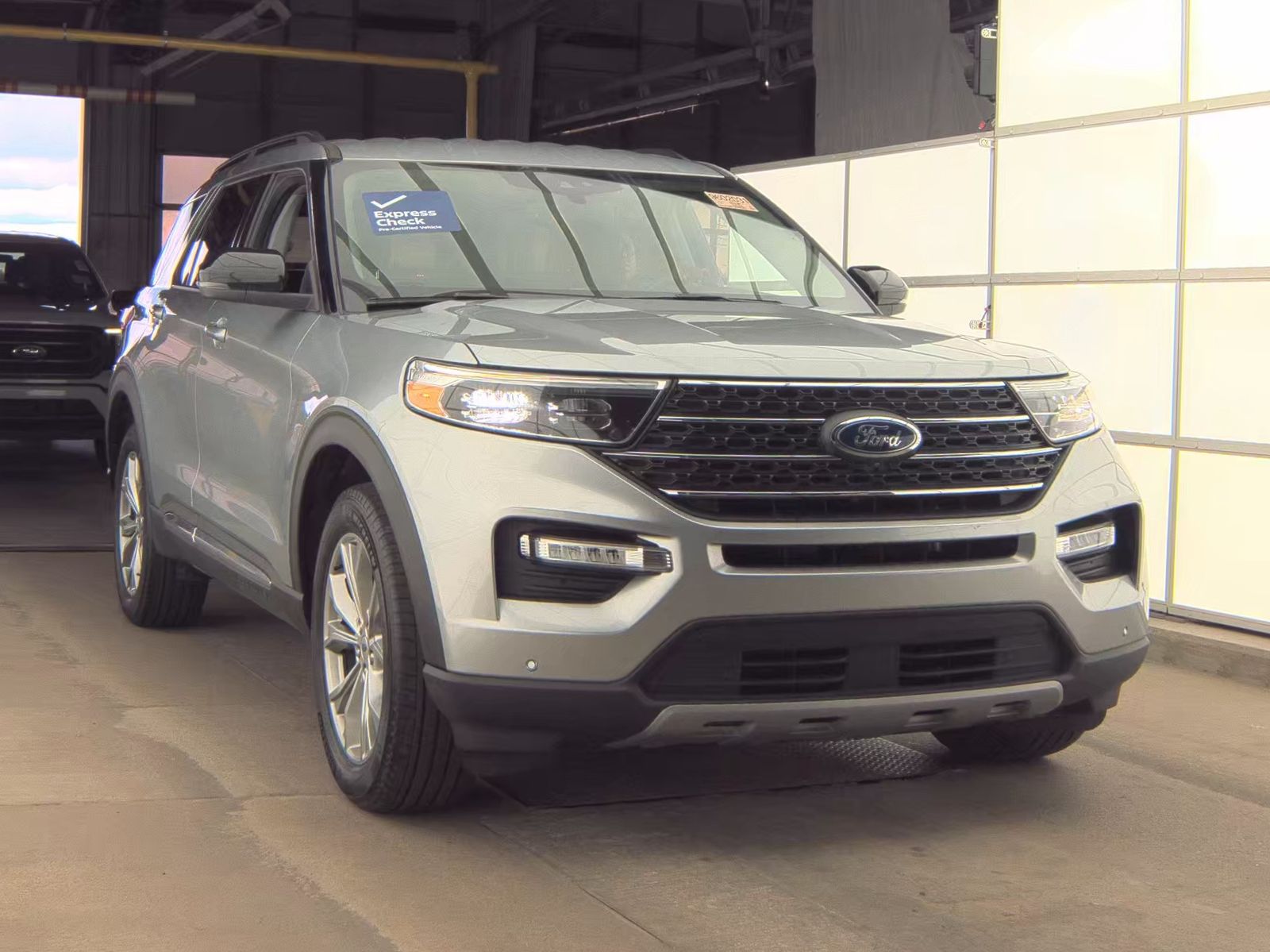 2024 Ford Explorer XLT AWD