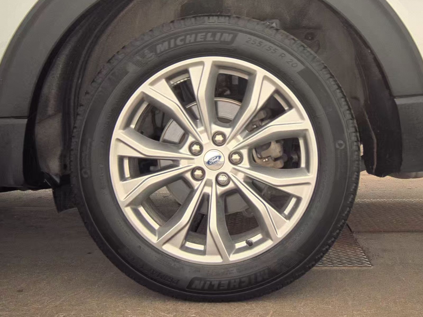 2024 Ford Explorer XLT AWD
