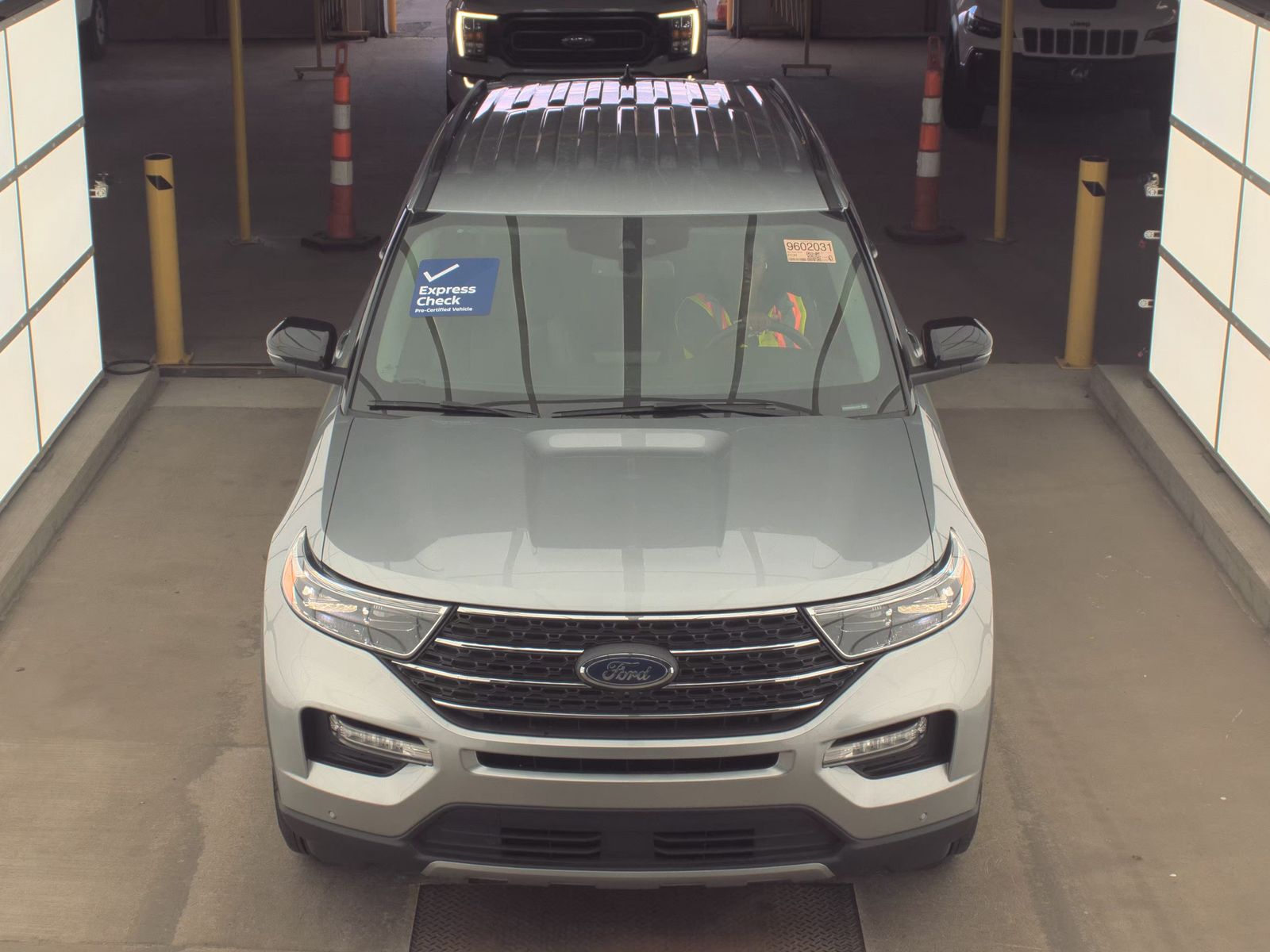 2024 Ford Explorer XLT AWD