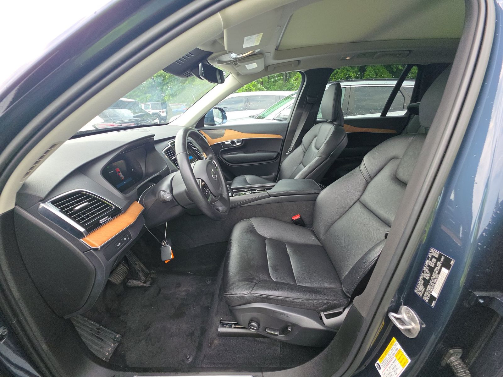 2023 Volvo XC90 Recharge T8 Plus AWD