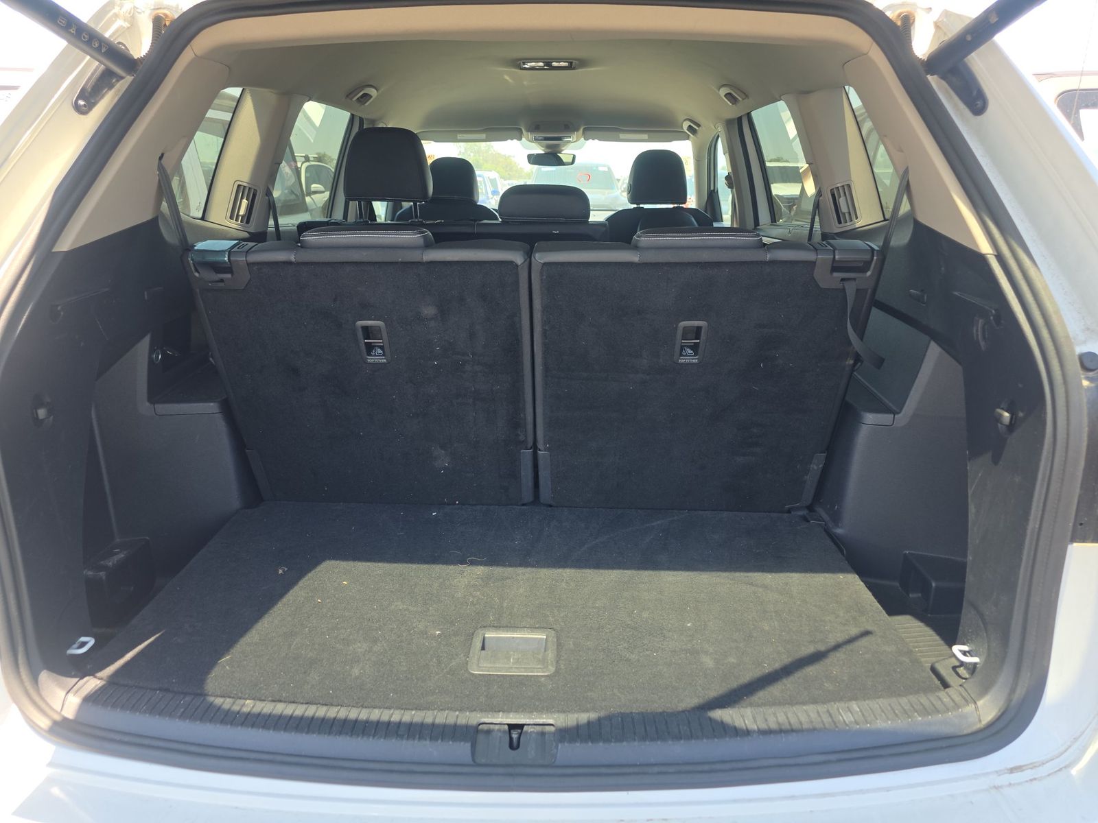 2025 Volkswagen Atlas 2.0T SE FWD