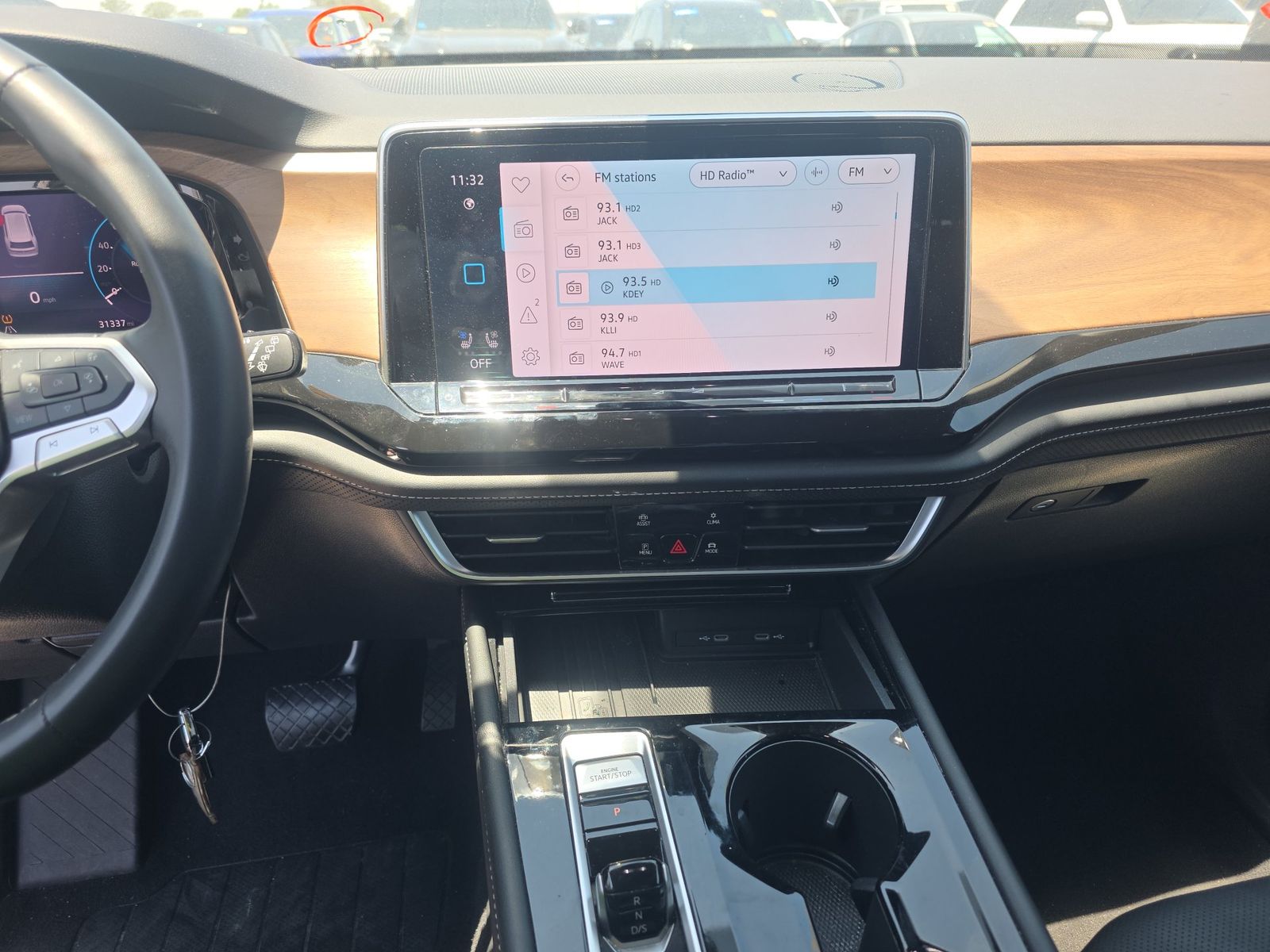 2025 Volkswagen Atlas 2.0T SE FWD
