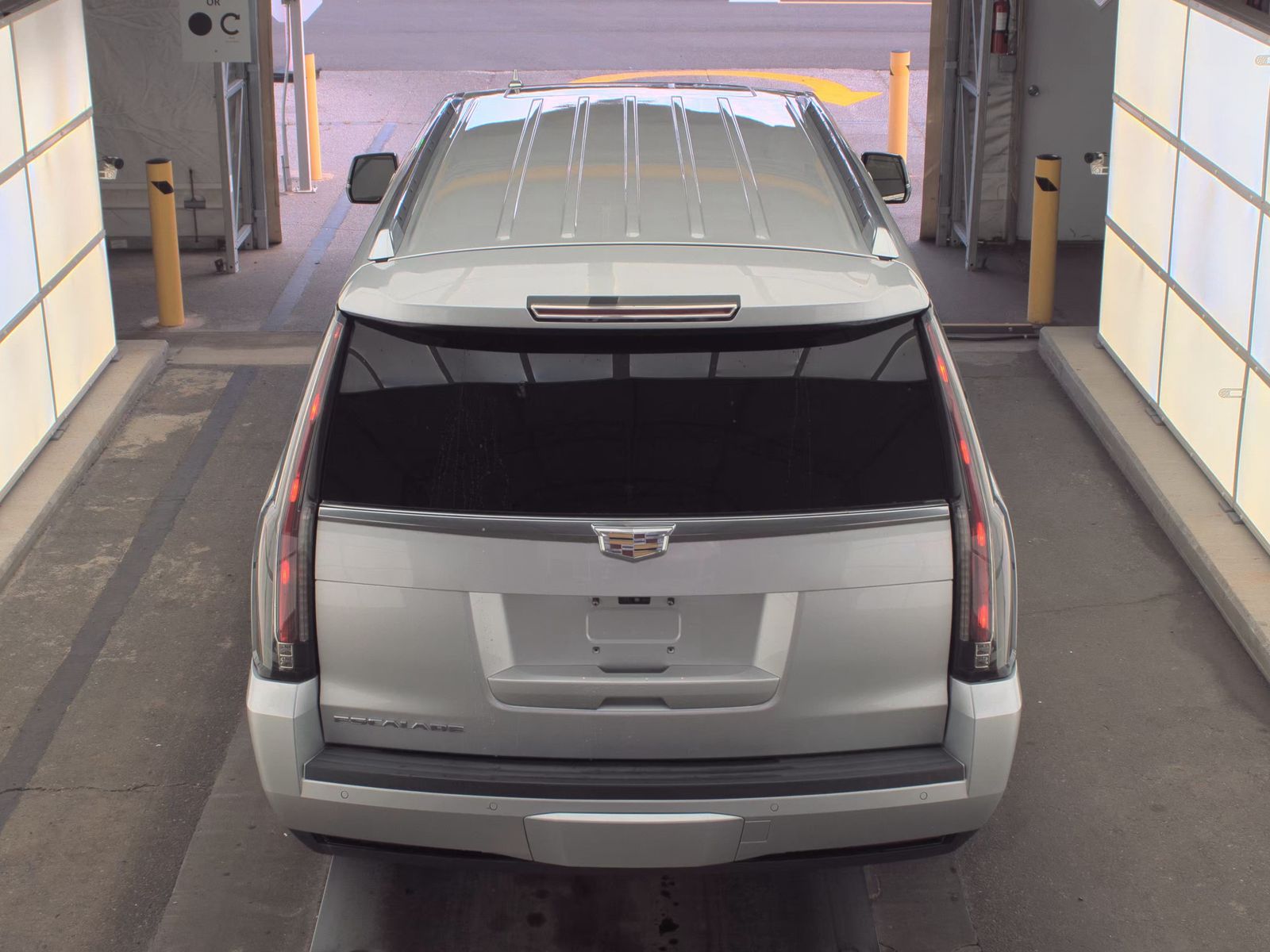 2020 Cadillac Escalade ESV Premium Luxury RWD
