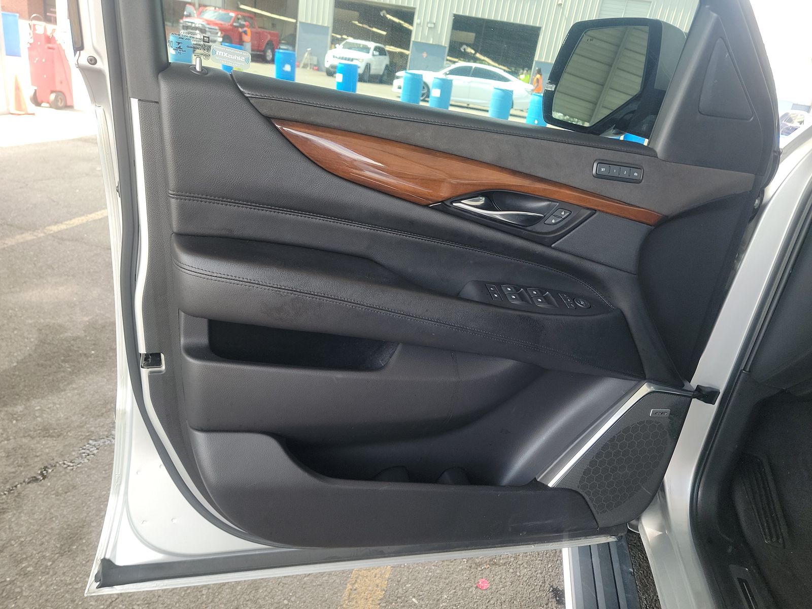 2020 Cadillac Escalade ESV Premium Luxury RWD