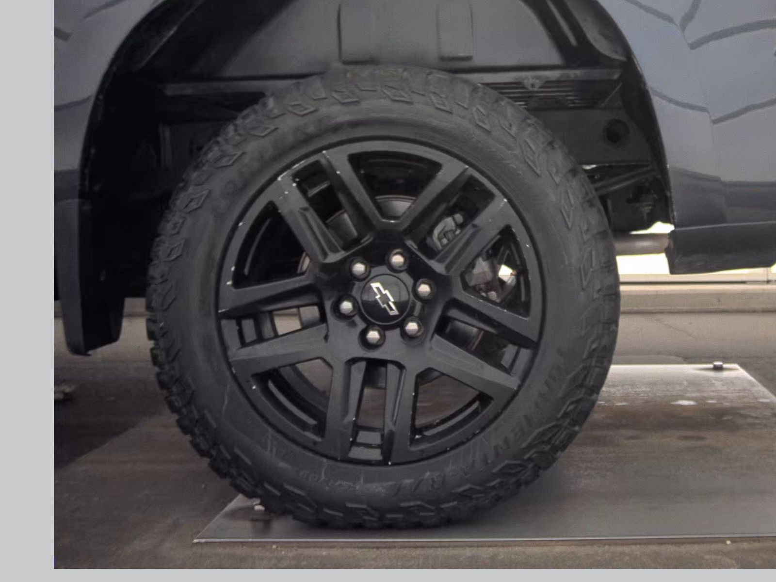 2023 Chevrolet Silverado 1500 Custom AWD