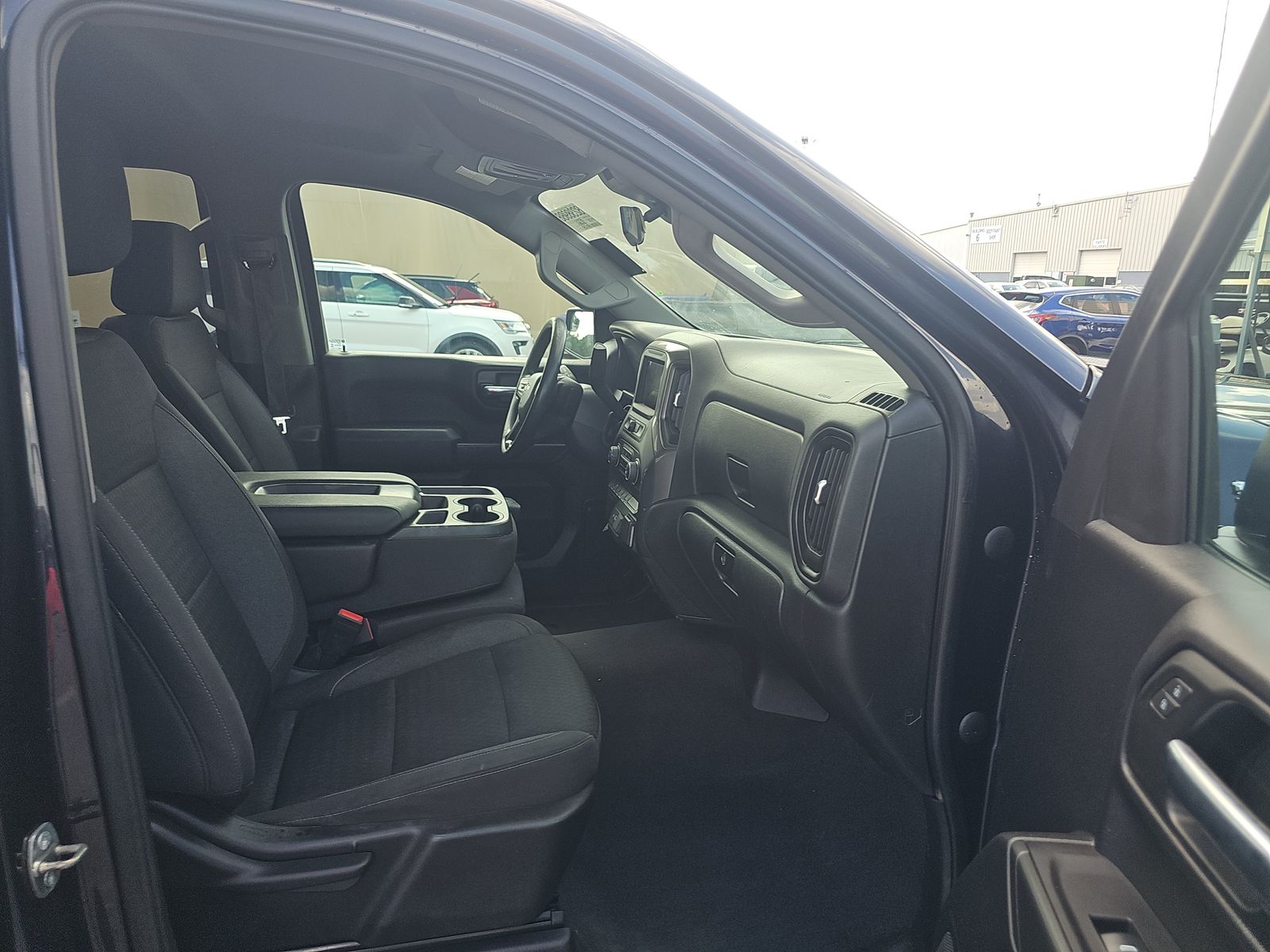 2023 Chevrolet Silverado 1500 Custom AWD