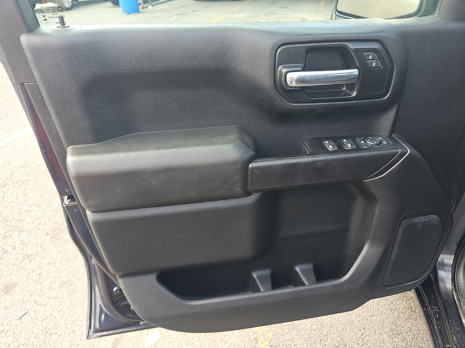 2023 Chevrolet Silverado 1500 Custom AWD