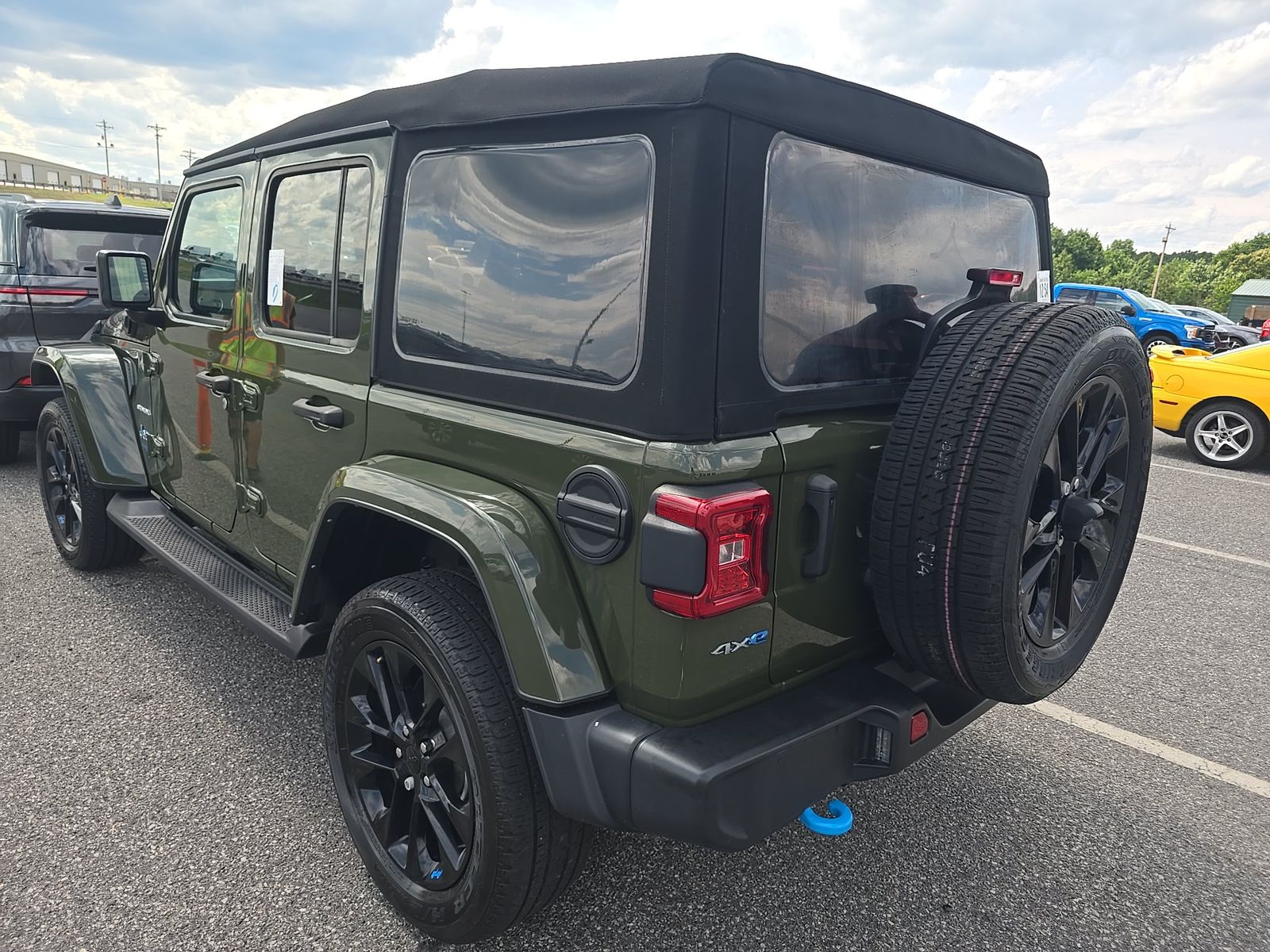 2022 Jeep Wrangler Unlimited 4xe Sahara AWD