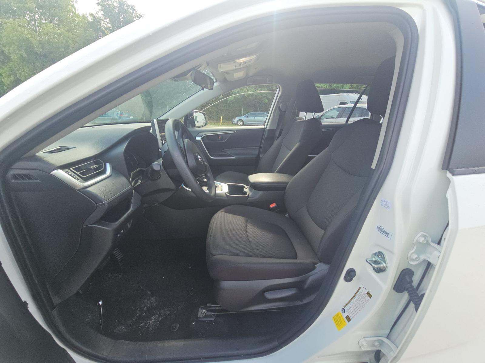 2025 Toyota RAV4 Hybrid LE AWD