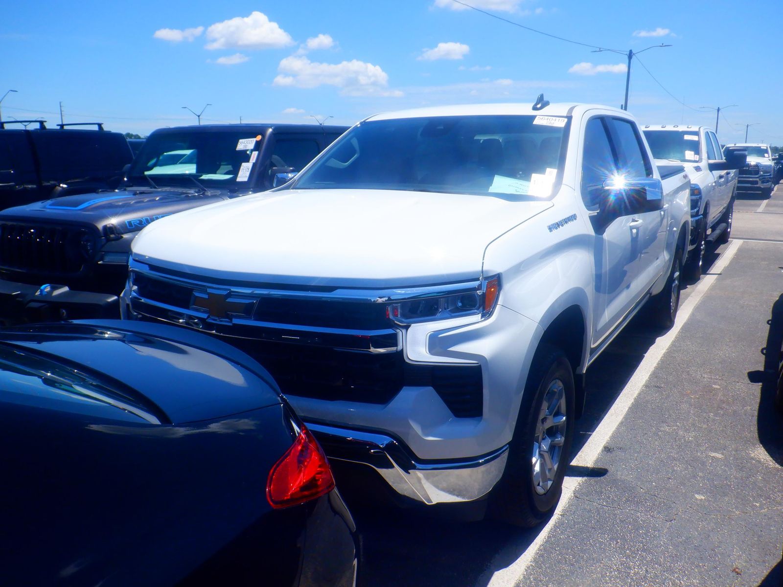2024 Chevrolet Silverado 1500 LT AWD