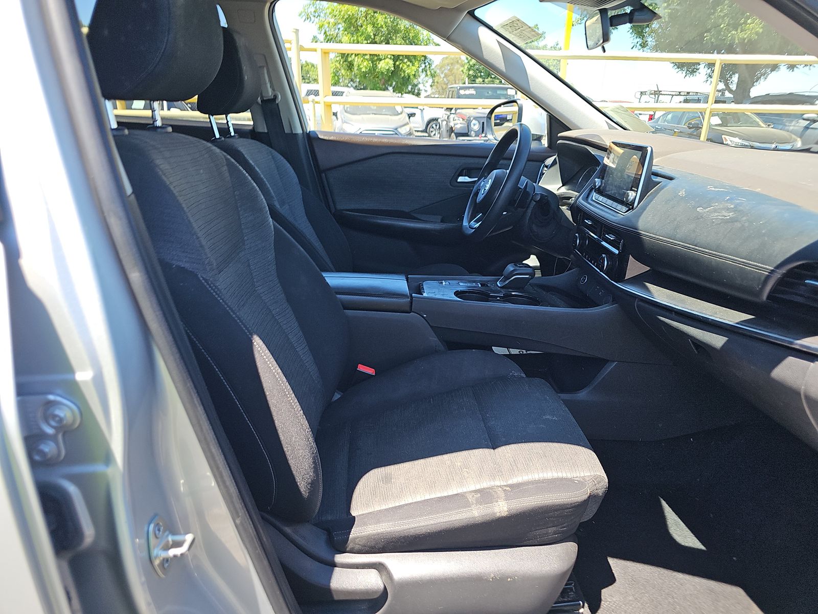 2021 Nissan Rogue SV FWD