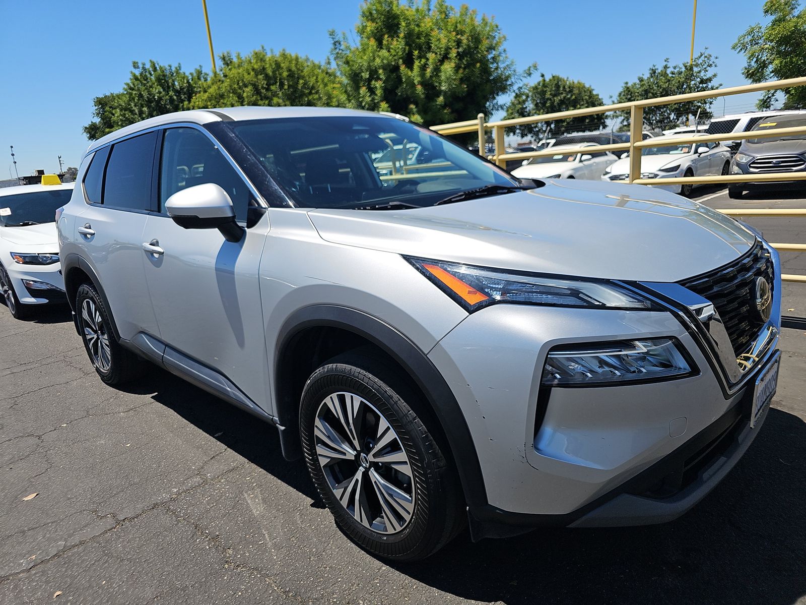 2021 Nissan Rogue SV FWD