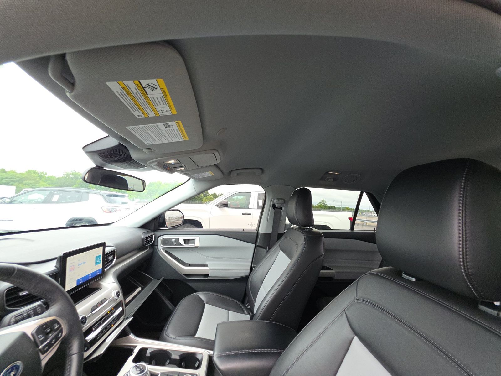 2024 Ford Explorer XLT AWD