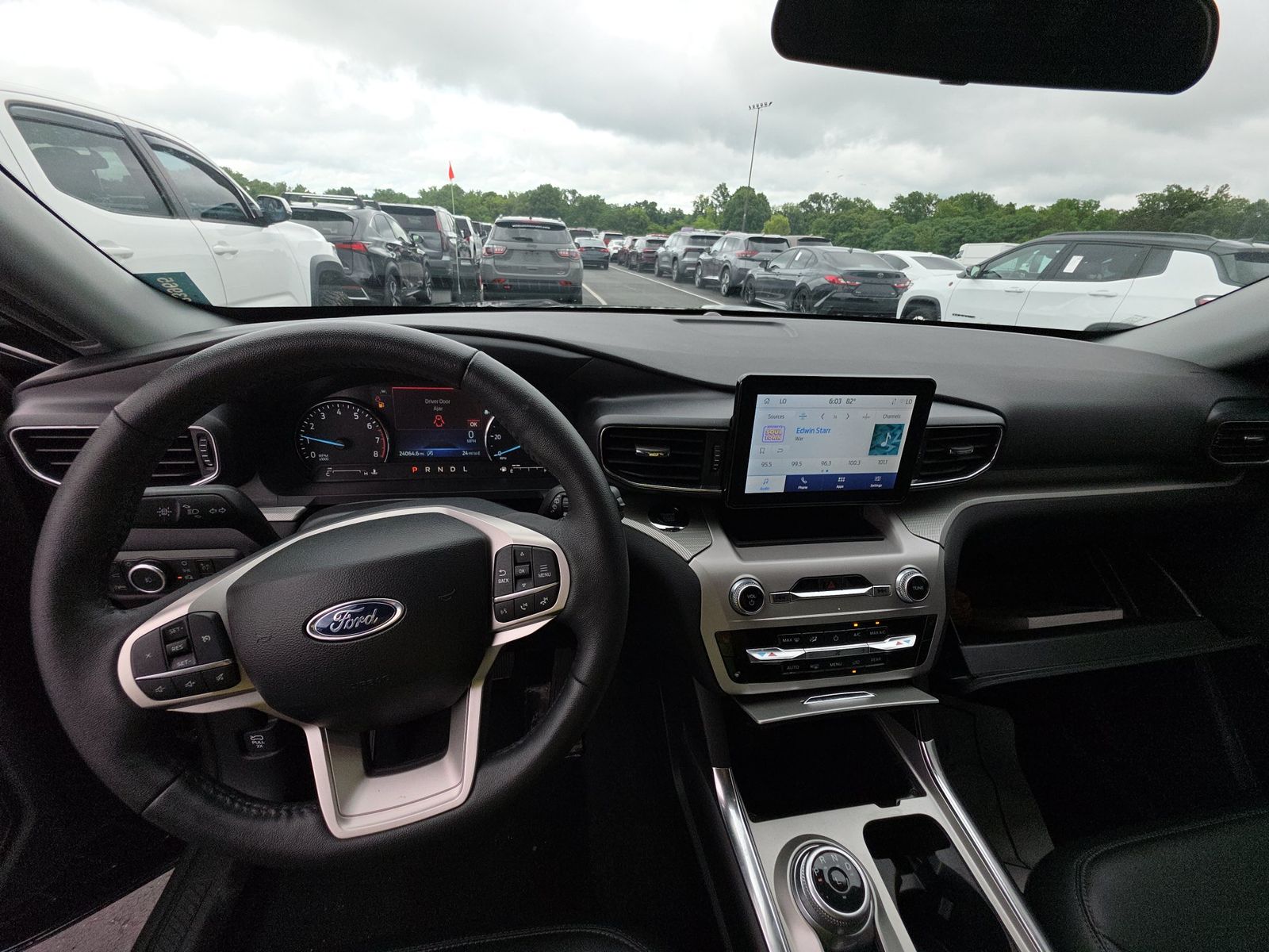 2024 Ford Explorer XLT AWD