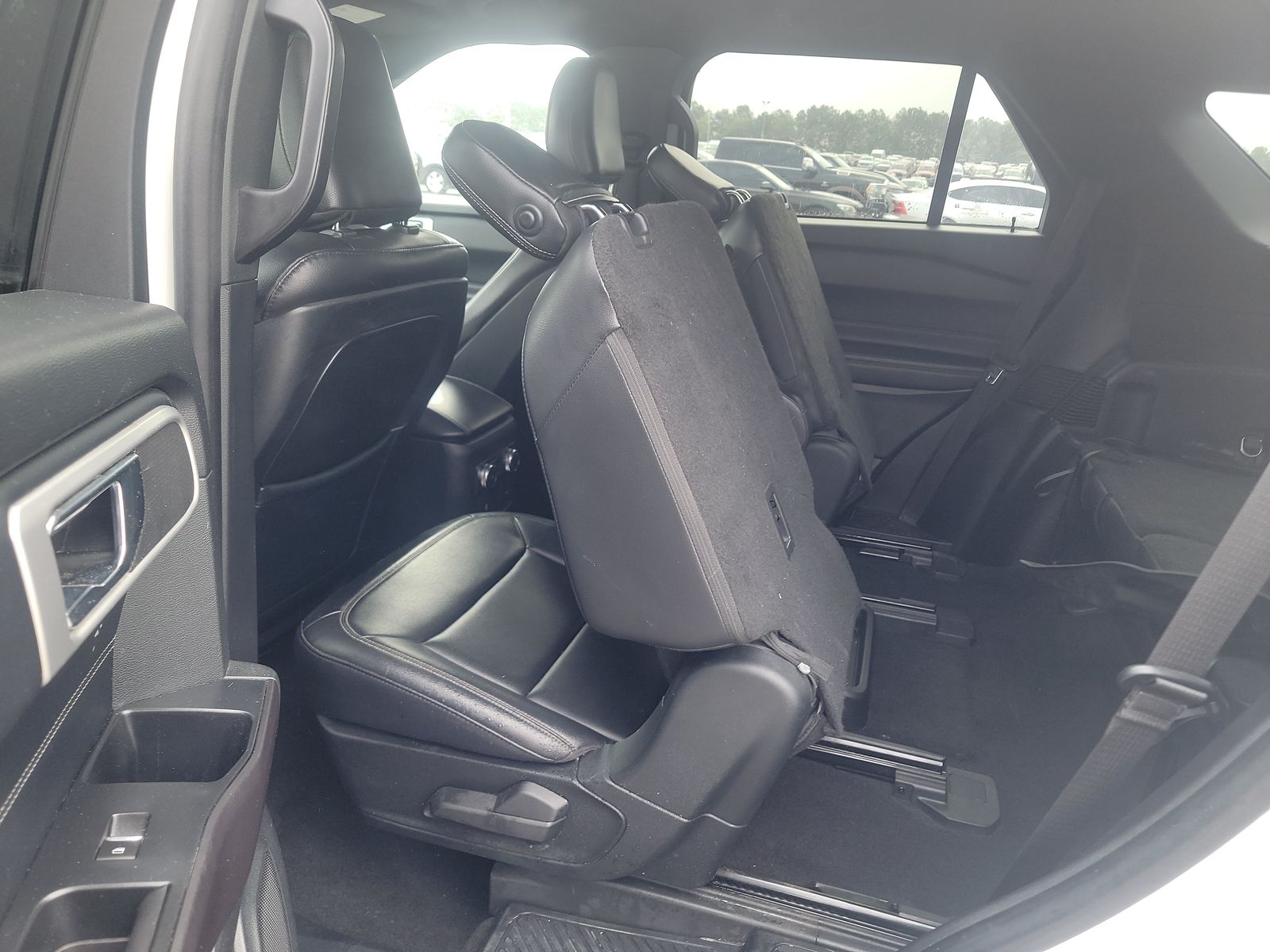 2020 Ford Explorer XLT AWD