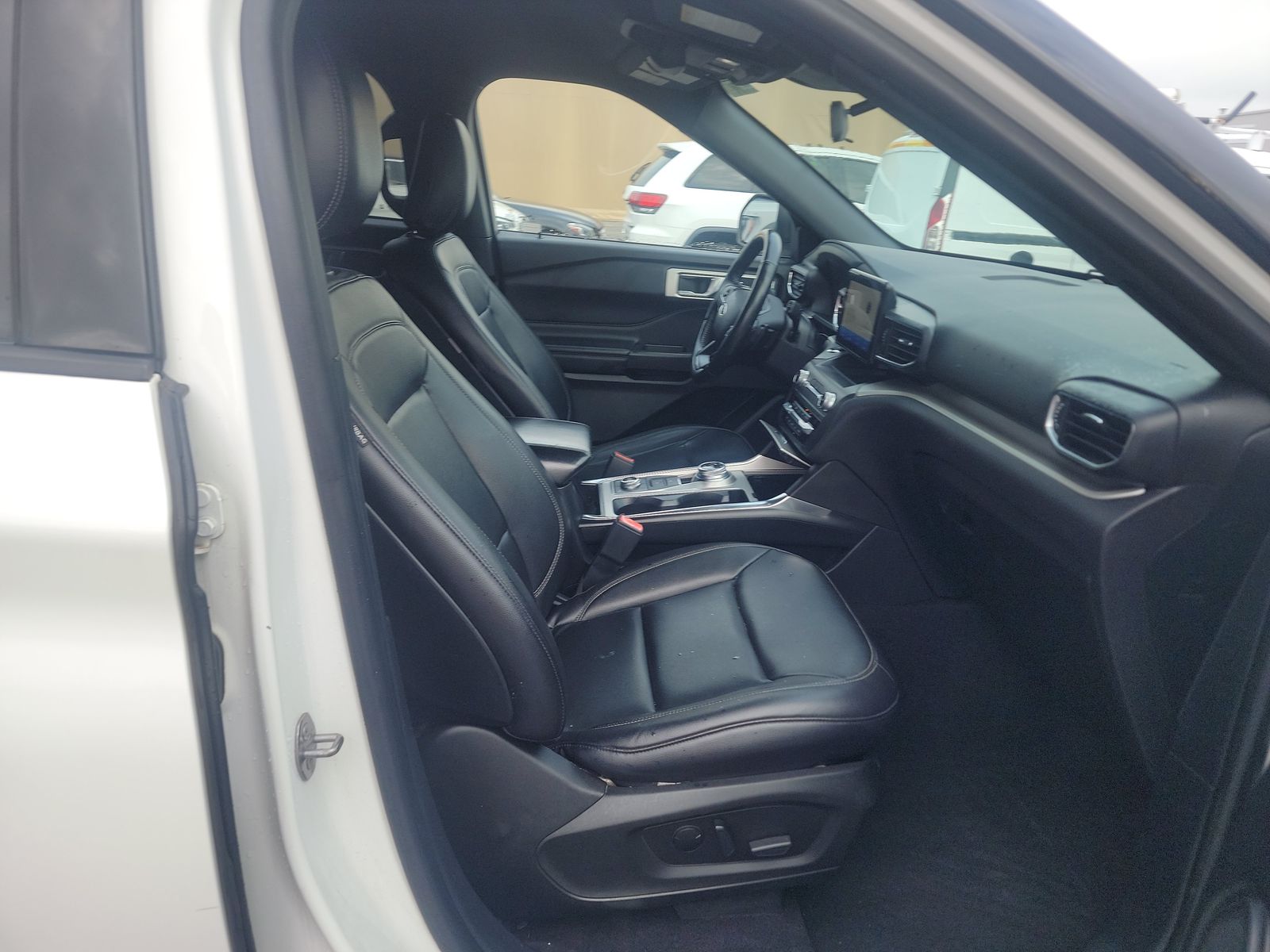 2020 Ford Explorer XLT AWD