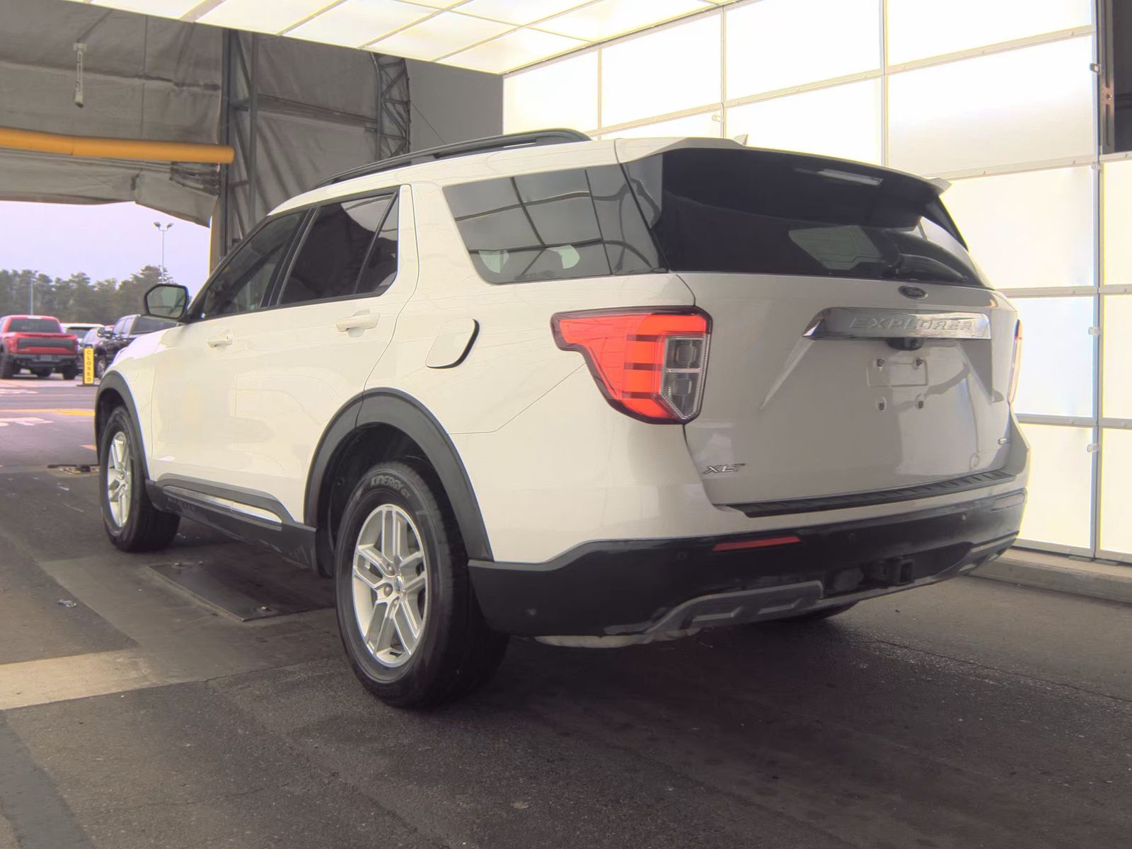 2020 Ford Explorer XLT AWD