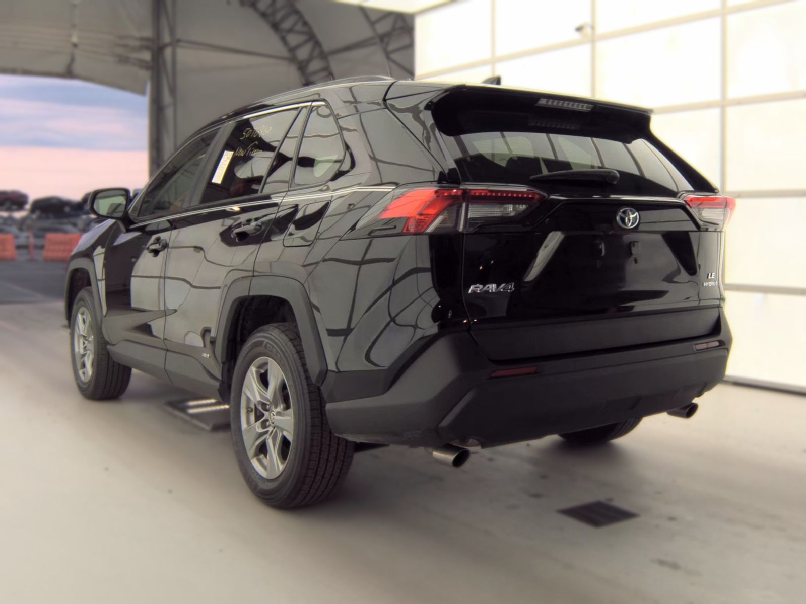 2022 Toyota RAV4 Hybrid LE AWD