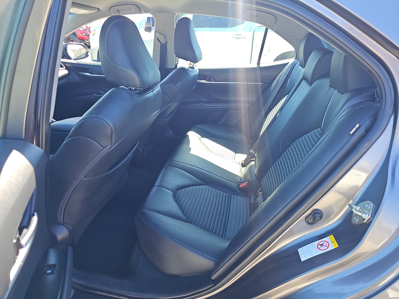 2018 Toyota Camry SE FWD