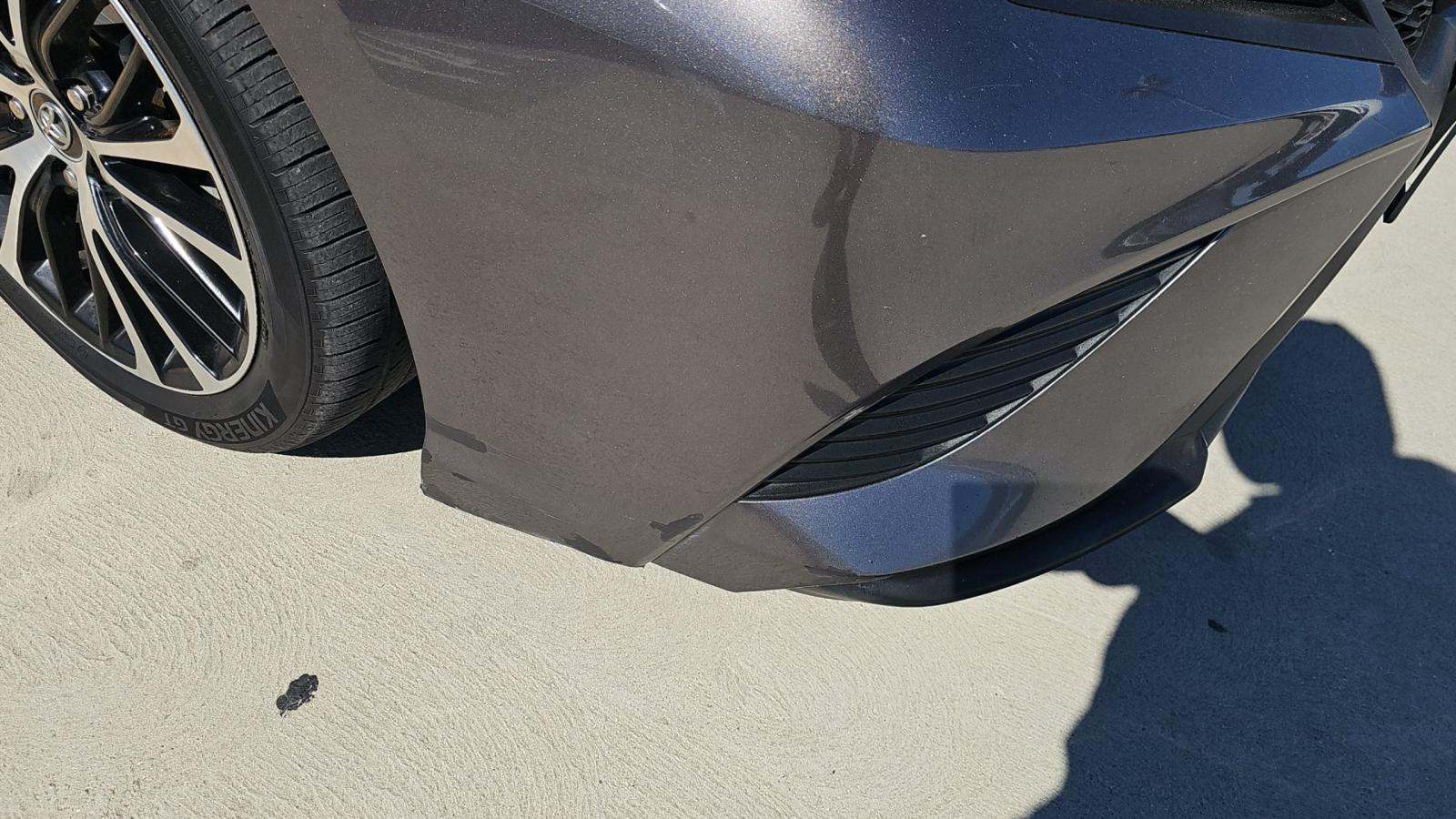 2018 Toyota Camry SE FWD