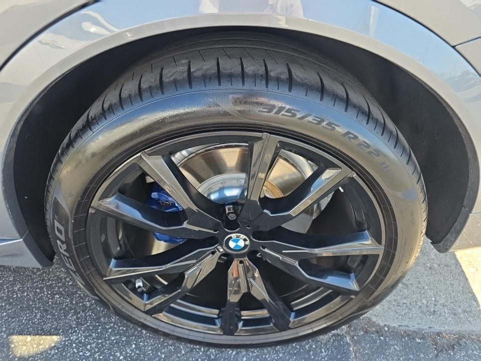 2023 BMW X7 xDrive40i AWD