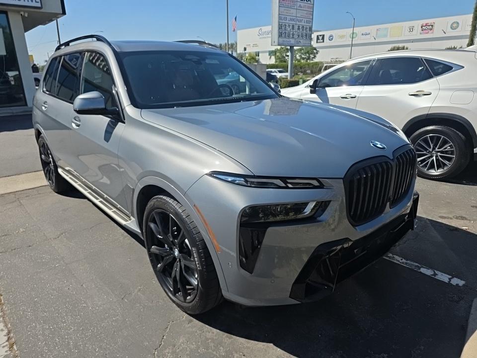 2023 BMW X7 xDrive40i AWD