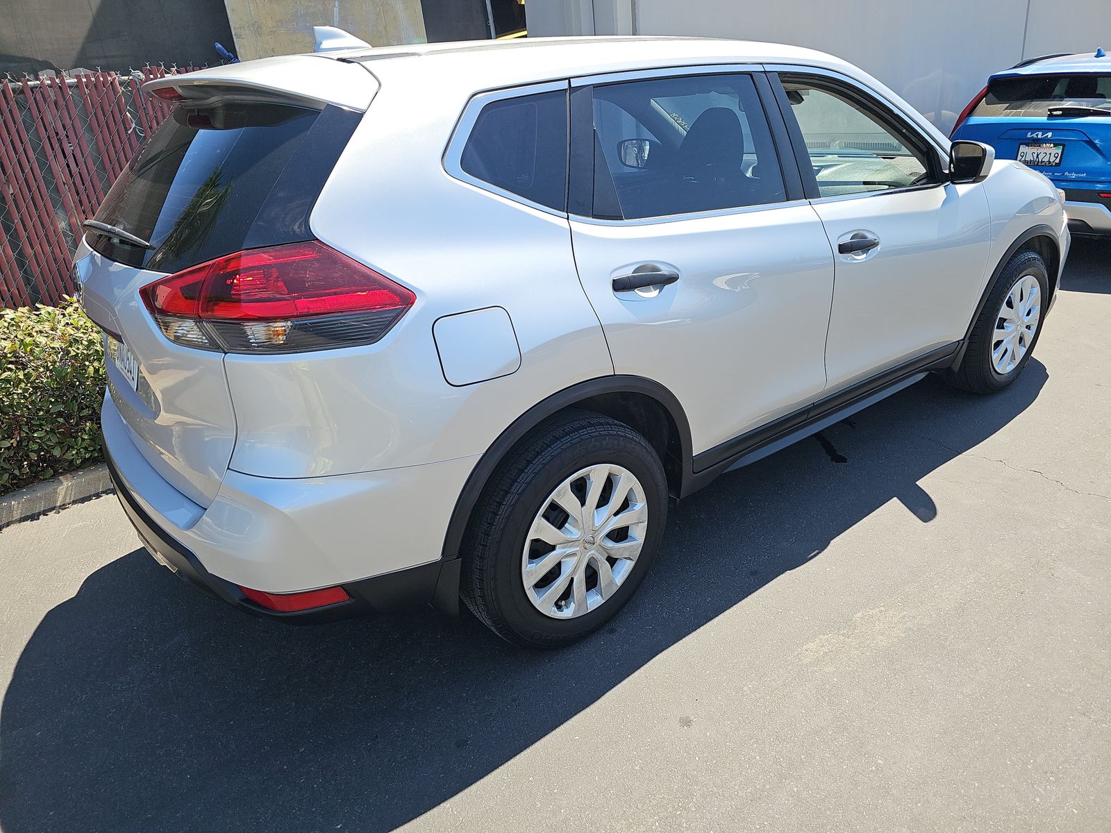 2020 Nissan Rogue S FWD