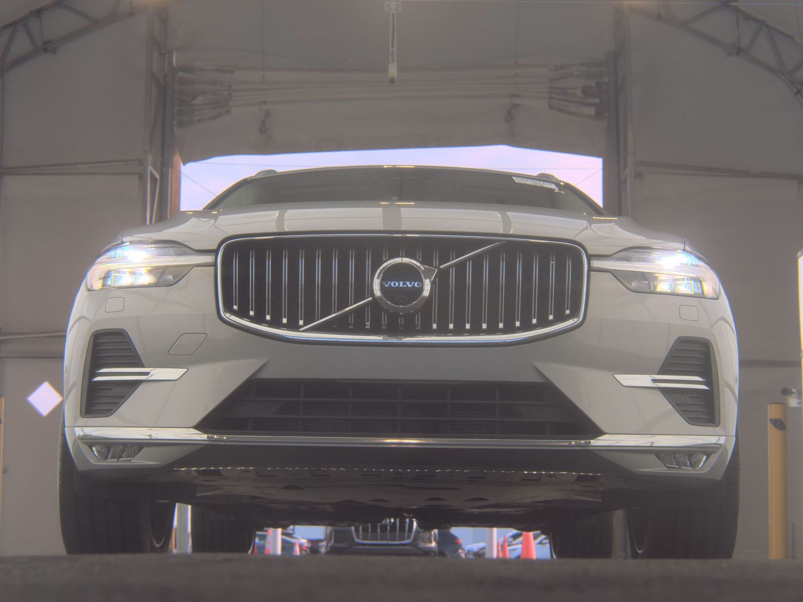 2023 Volvo XC60 B5 Ultimate FWD