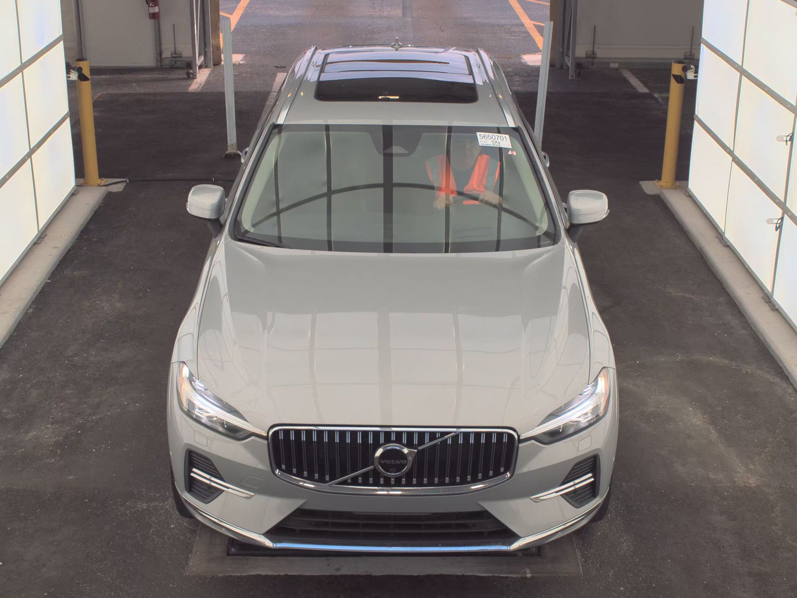2023 Volvo XC60 B5 Ultimate FWD