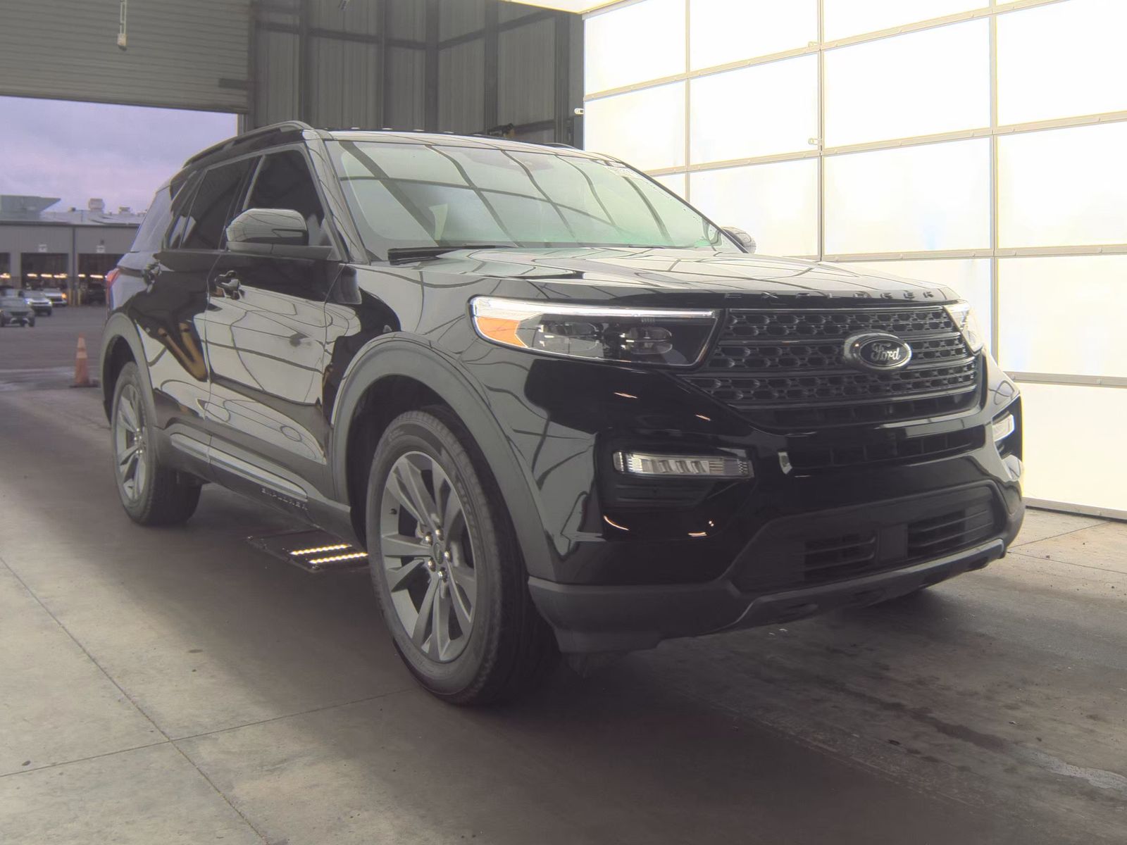 2024 Ford Explorer XLT AWD