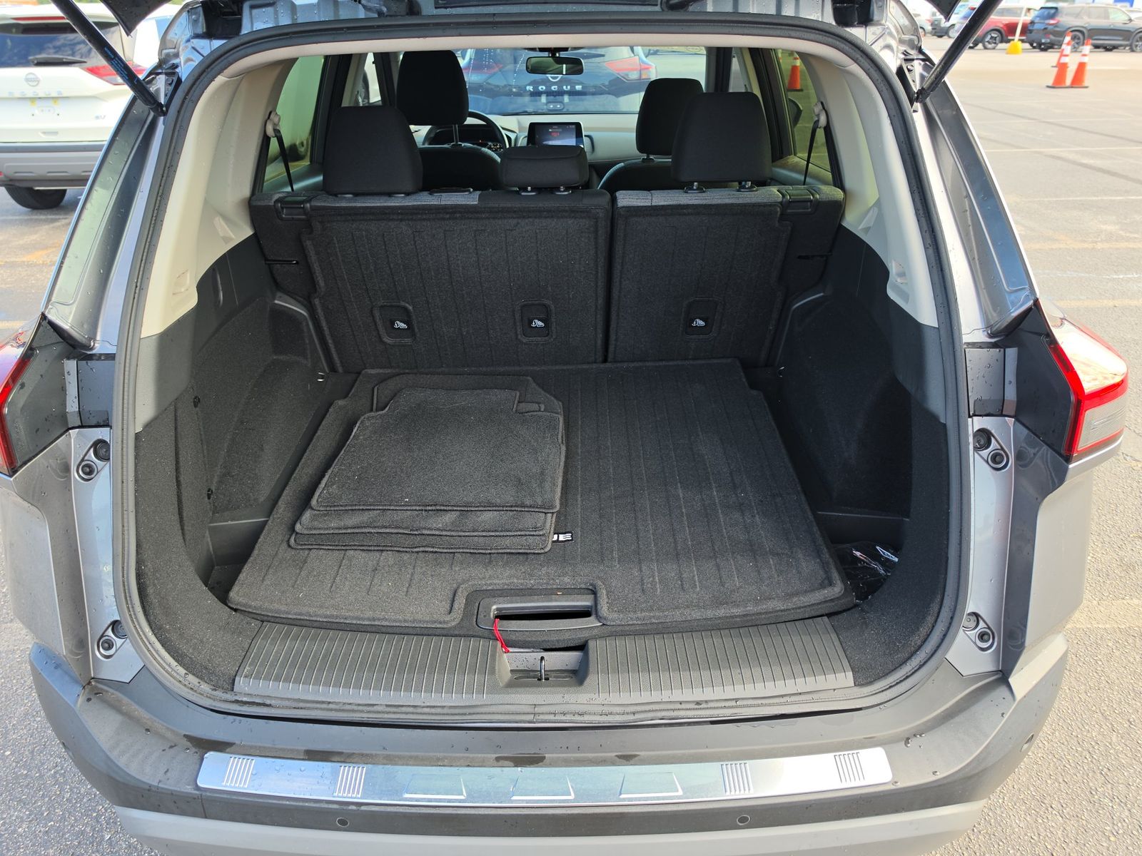 2023 Nissan Rogue SV FWD