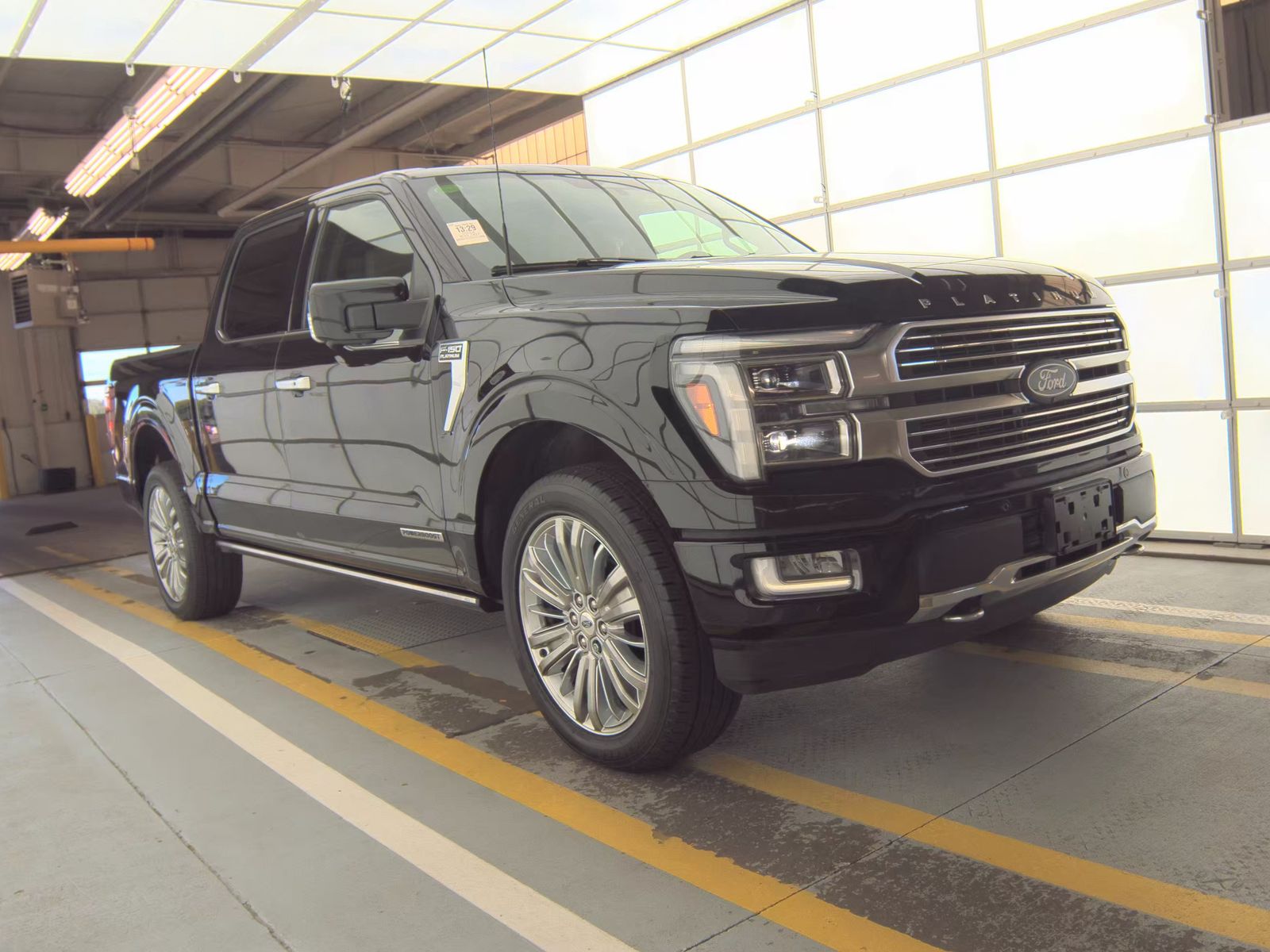 2024 Ford F-150 Hybrid Platinum AWD
